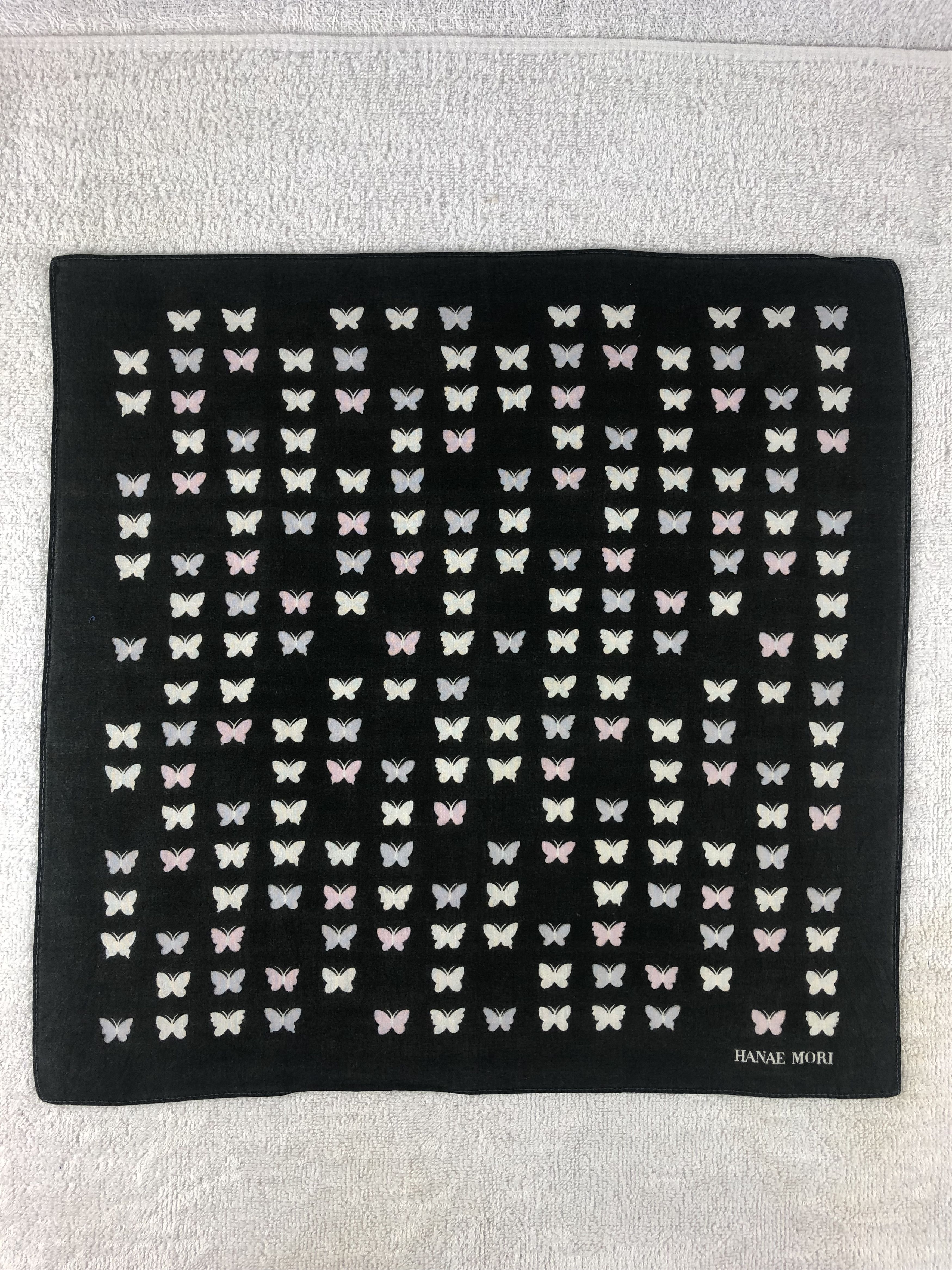 Hanae Mori × Japanese Brand × Vintage Hanae Mori Handkerchief / Bandana / Neckerchief Size ONE SIZE - 3 Thumbnail