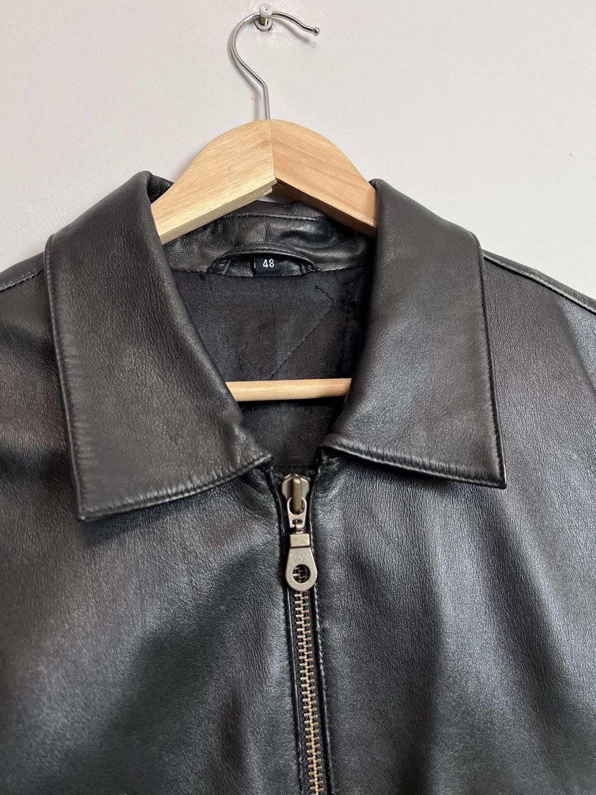 Leather Vintage Genuine Real Leather Jacket High Quality Rock Punk Size US M / EU 48-50 / 2 - 3 Thumbnail