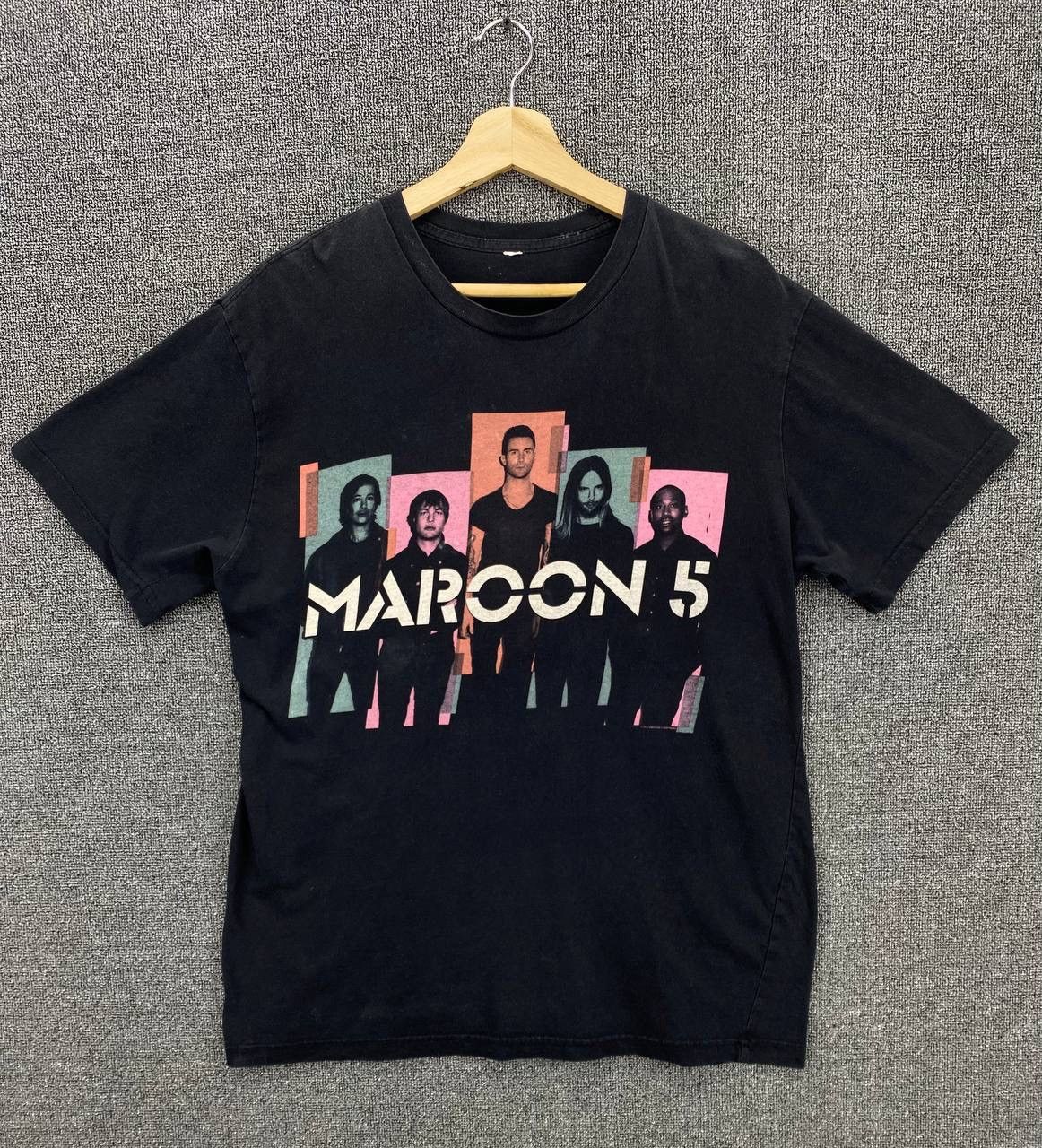 Band Tees Maroon 5 North American Tour Rock Band Tees T Shirts Size US L / EU 52-54 / 3 - 1 Thumbnail