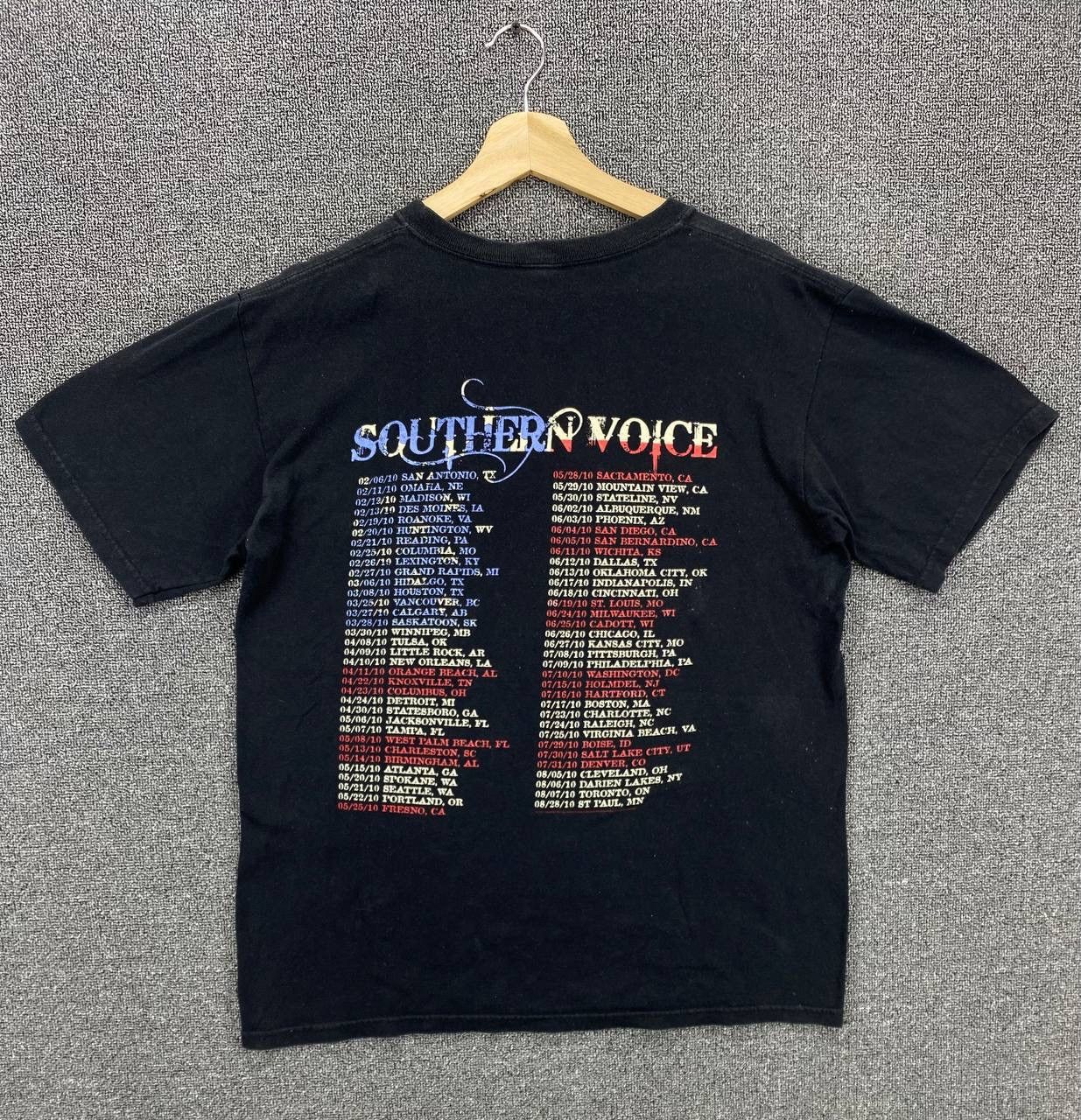 Band Tees Tim McGraw Southern Voice Tour Tees Rock Band Tees T Shirts Size US M / EU 48-50 / 2 - 9 Thumbnail
