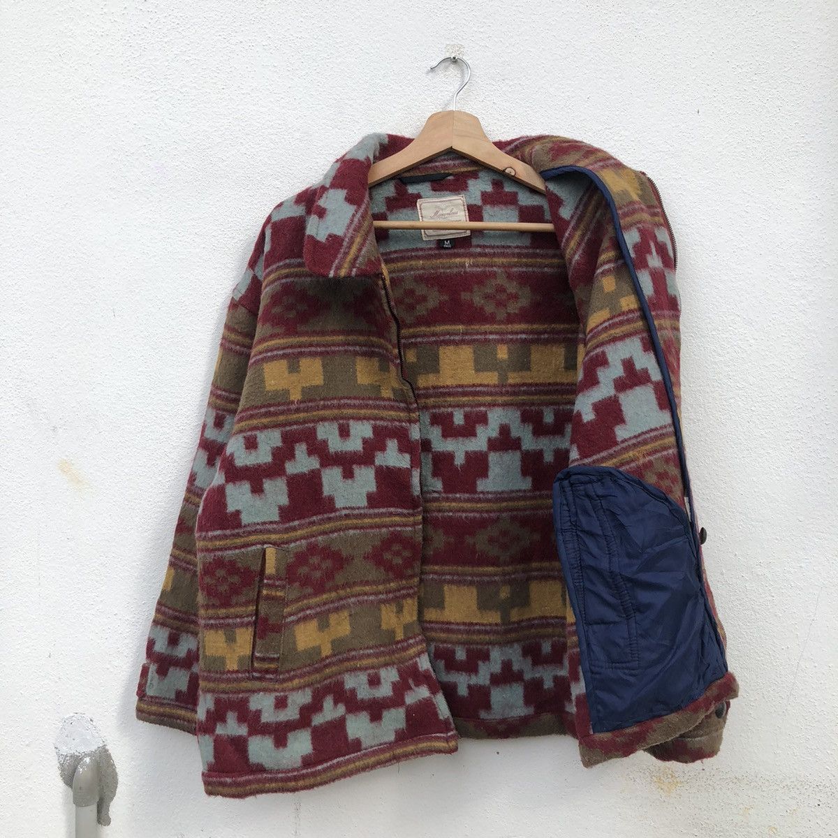 Japanese Brand VINTAGE AZTEC NAVAJO DESIGN JACKET MARVELOUS PRINTED FLEECE Size US M / EU 48-50 / 2 - 12 Thumbnail