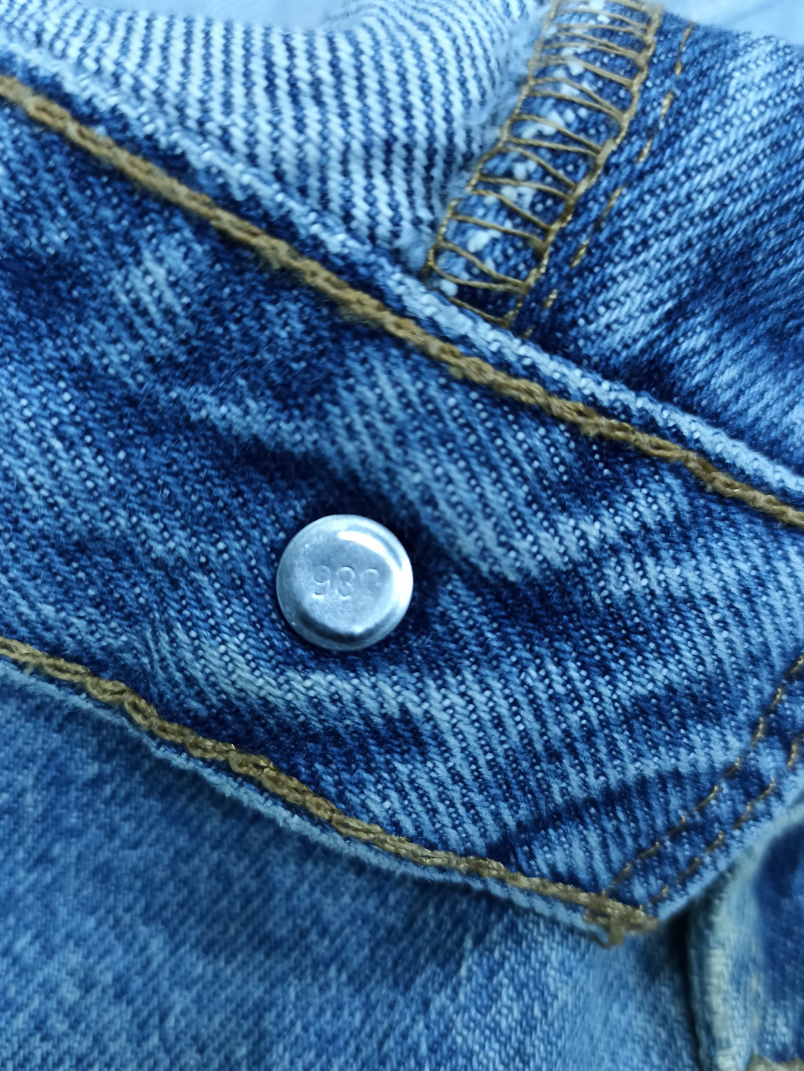 Jean × Levi's × Vintage Vintage Levi's 505 Distressed Blue Wash Jeans-J064 Size US 34 / EU 50 - 4 Thumbnail