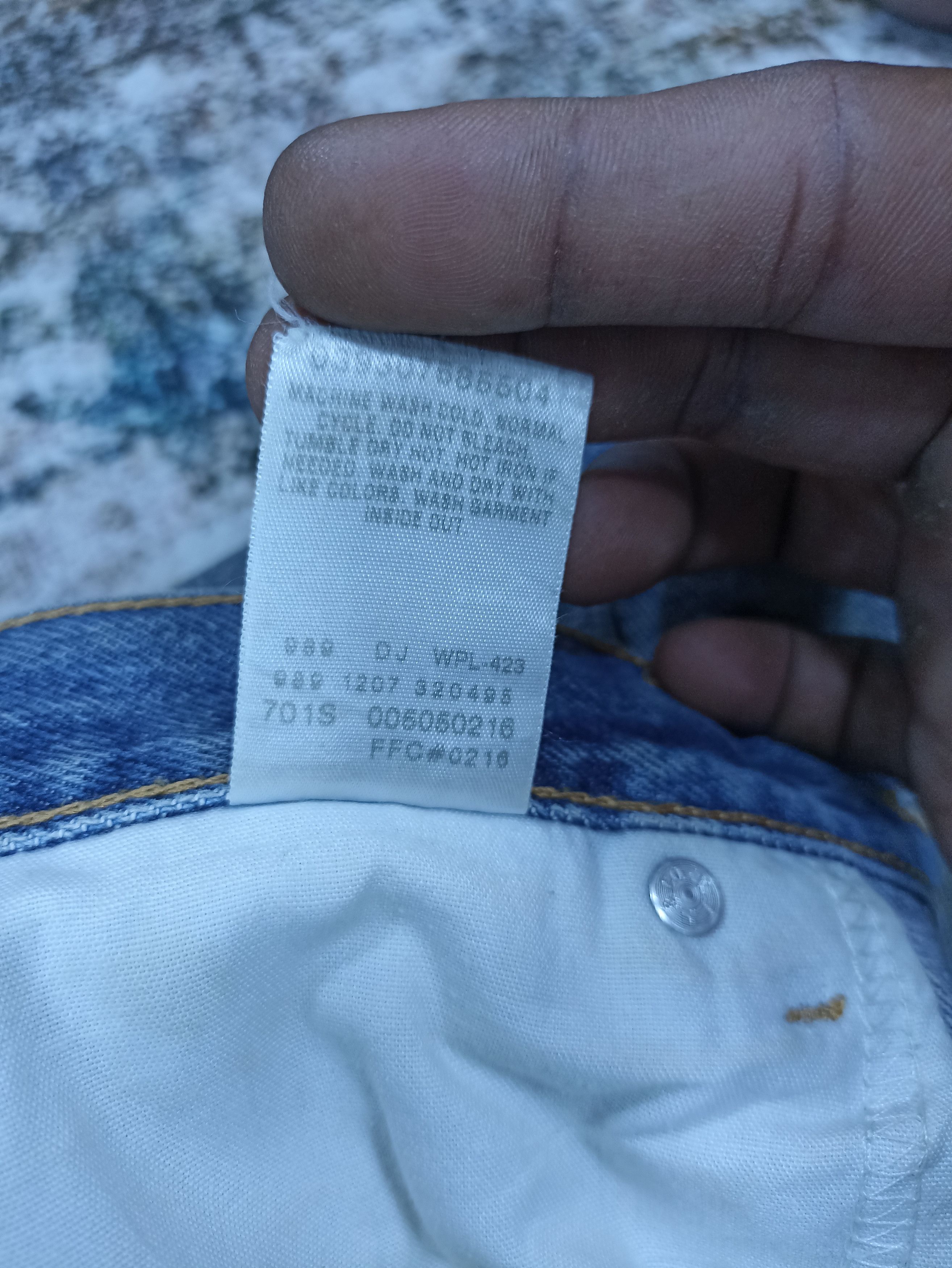 Jean × Levi's × Vintage Vintage Levi's 505 Distressed Blue Wash Jeans-J064 Size US 34 / EU 50 - 5 Thumbnail