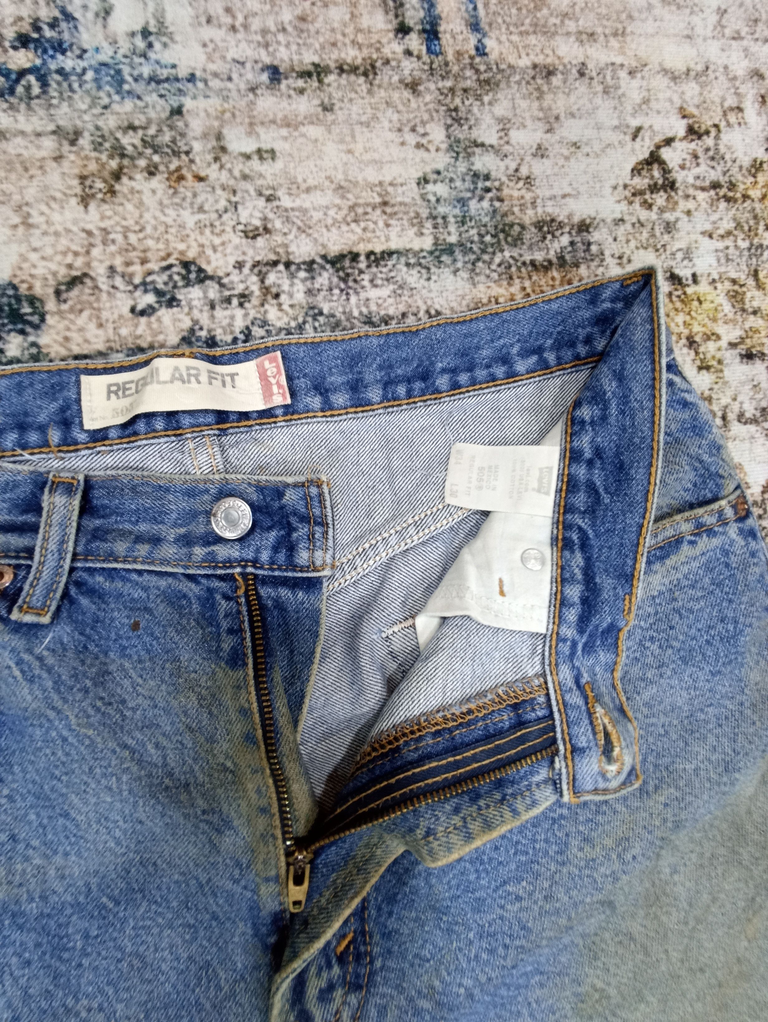 Jean × Levi's × Vintage Vintage Levi's 505 Distressed Blue Wash Jeans-J064 Size US 34 / EU 50 - 3 Thumbnail