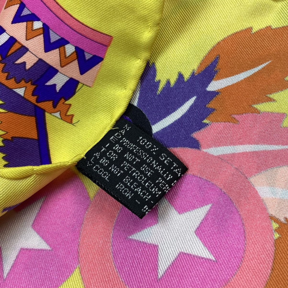 Versace Versace yellow stars floral silk scarf Size ONE SIZE - 13 Thumbnail