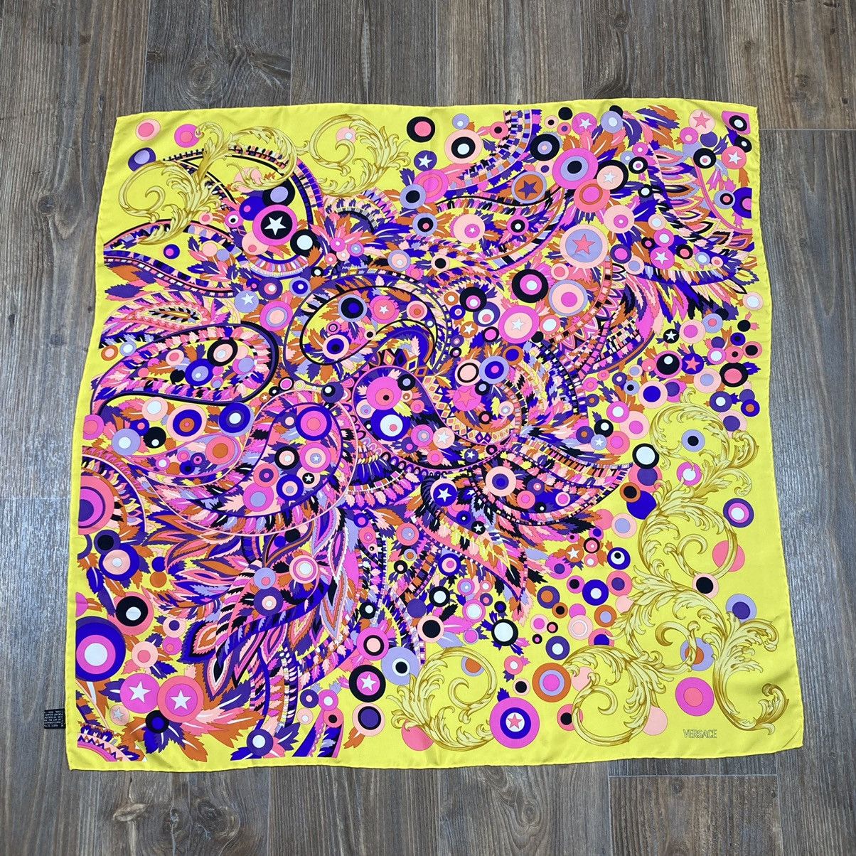 Versace Versace yellow stars floral silk scarf Size ONE SIZE - 1 Thumbnail