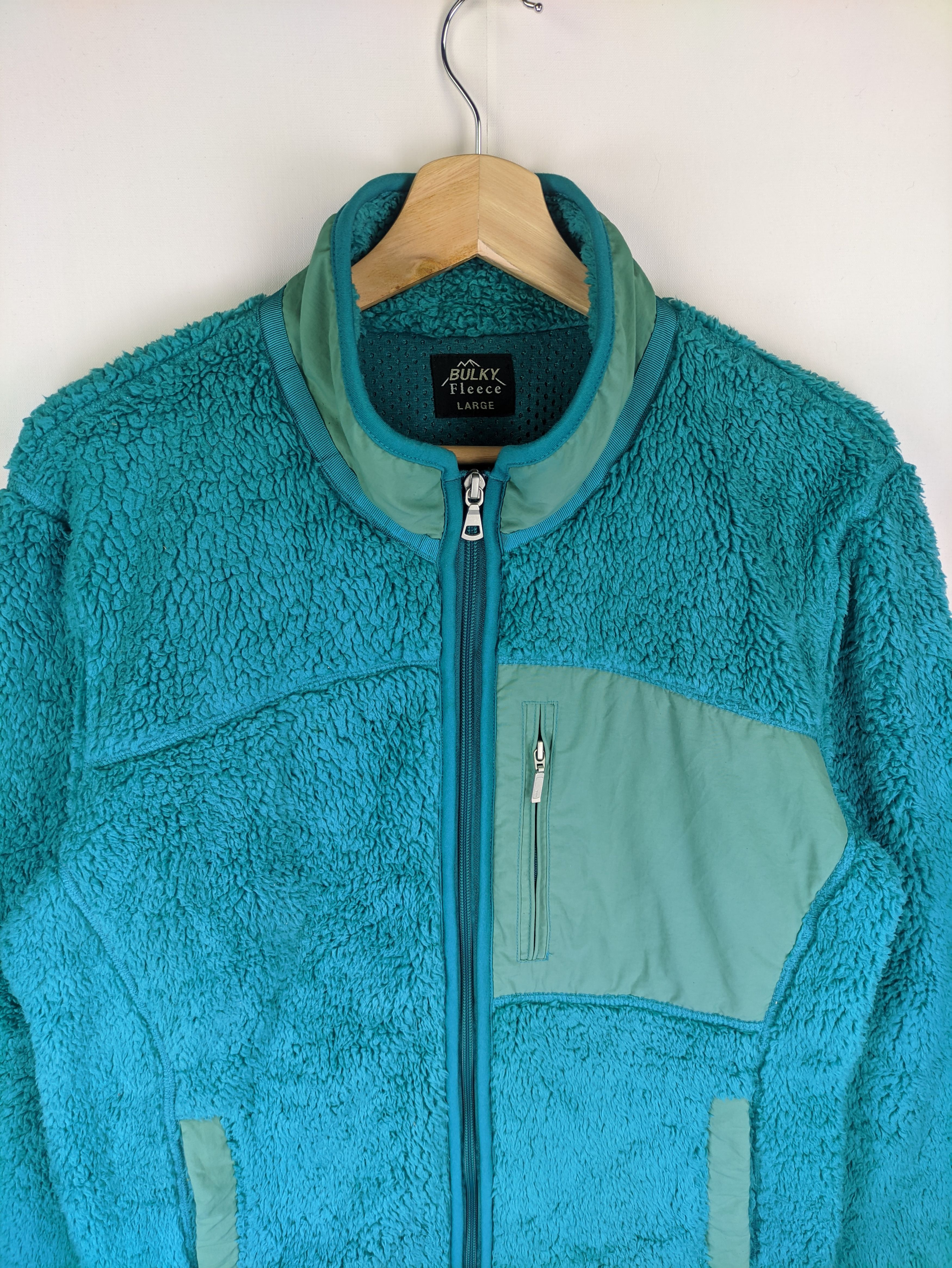 Japanese Brand Steals🔥Uniqlo Fleece Jacket Zip Up Size US M / EU 48-50 / 2 - 7 Thumbnail