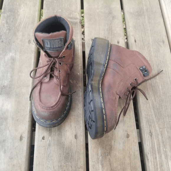 Dr. Martens × Vintage Dr Martens Vintage MIE 8595 Platform 