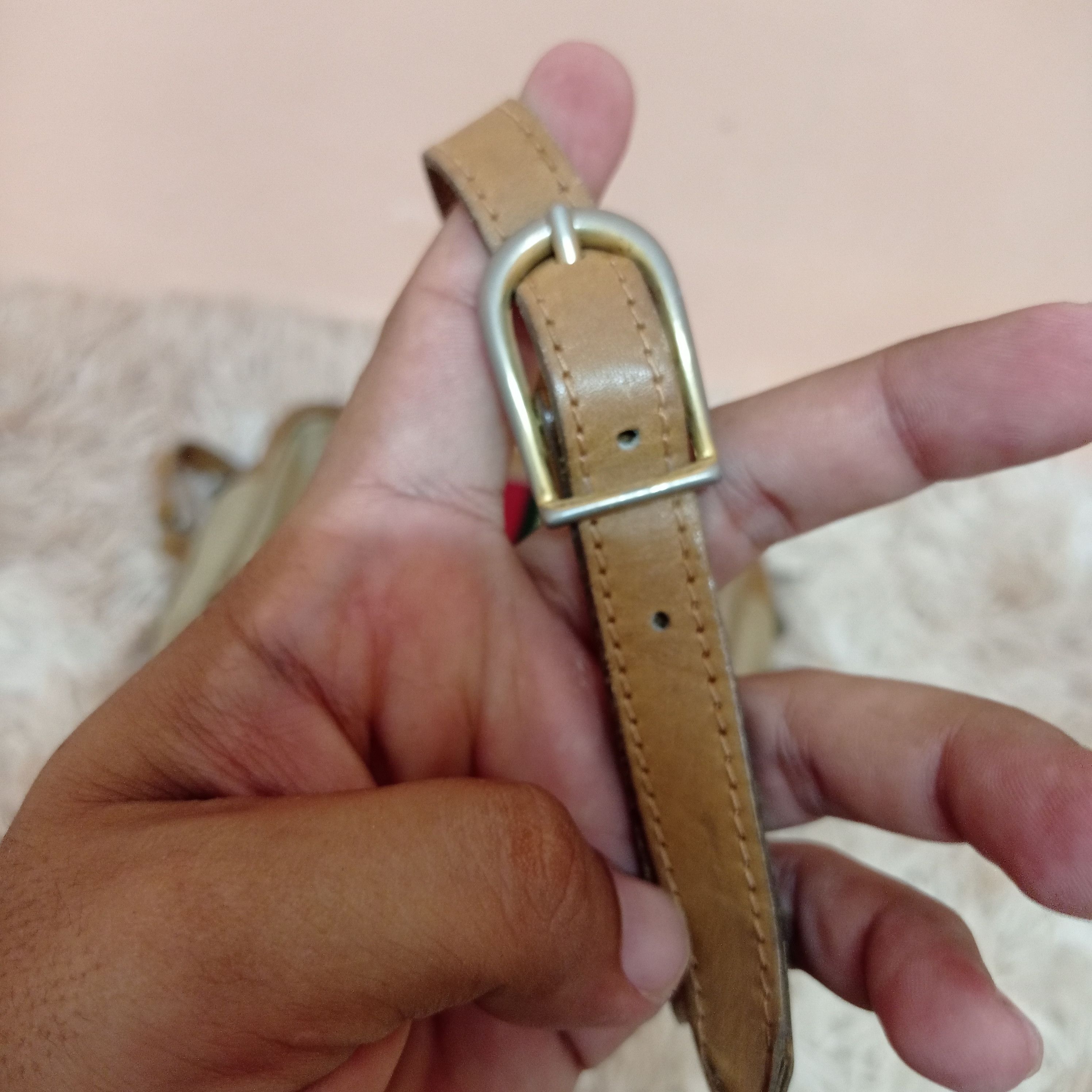 Gucci × Vintage Super Vintage GUCCI GG CANVAS CROSS BODY PURSE (AUTHENTIC) Size ONE SIZE - 25 Thumbnail