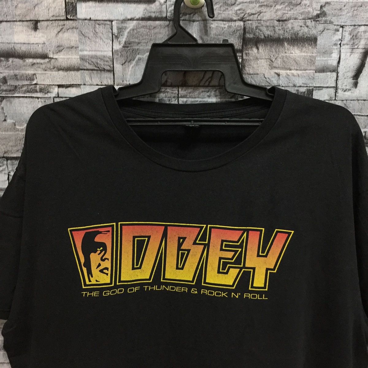 Obey Obey t shirt The God Of Thunder & Rock N' Roll oversized Size US XL / EU 56 / 4 - 2 Thumbnail