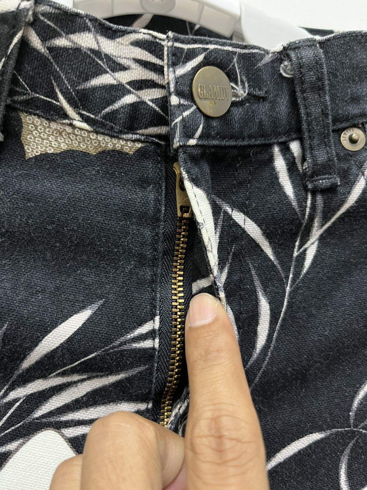 Japanese Brand Vintage Glamdy Japan Black Slim Flare Denim Pants Size US 28 / EU 44 - 6 Thumbnail