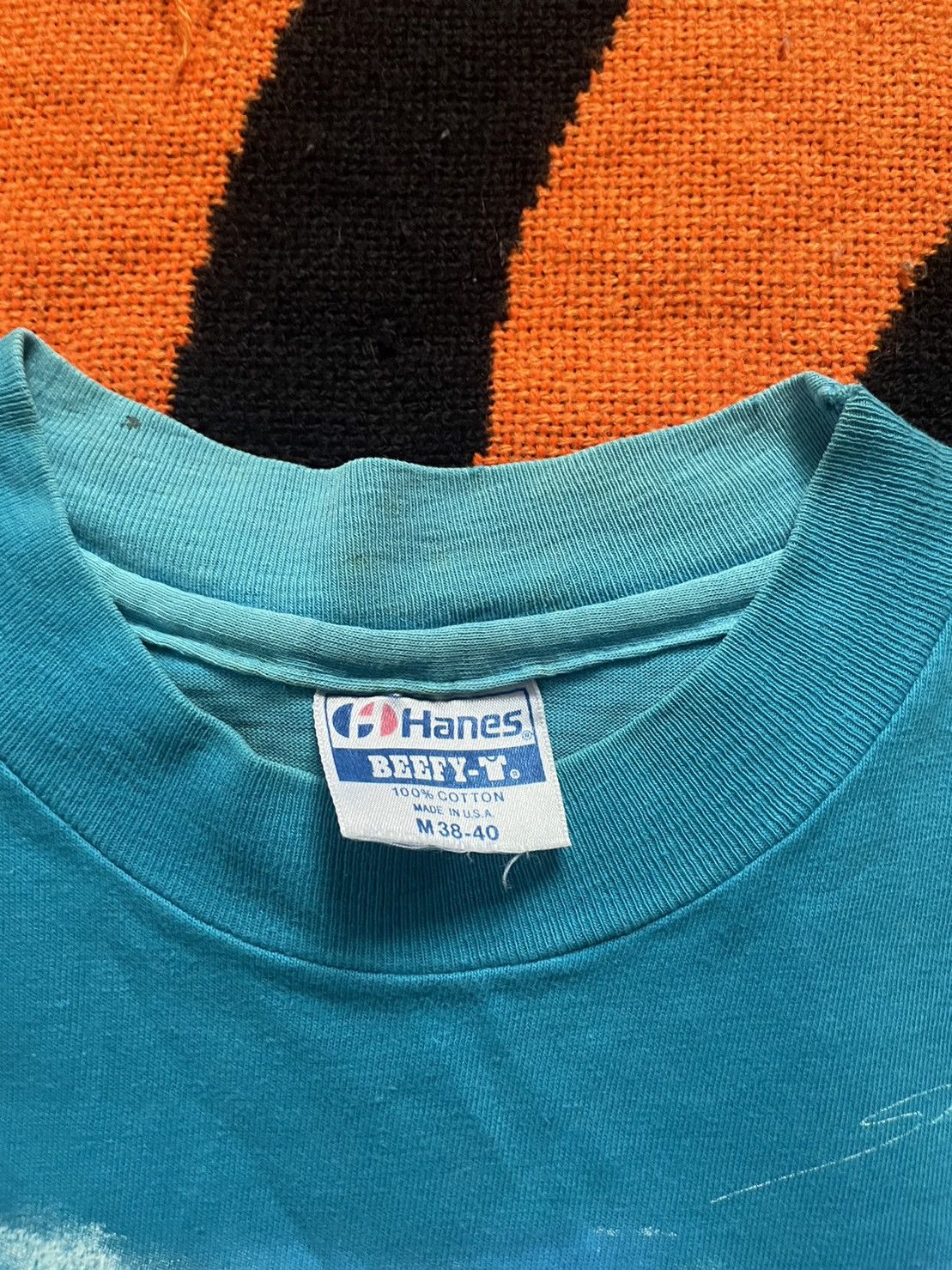 Vintage Vintage 1984 Blue Dolphin Animal T-shirt Very Rare Size US L / EU 52-54 / 3 - 6 Thumbnail
