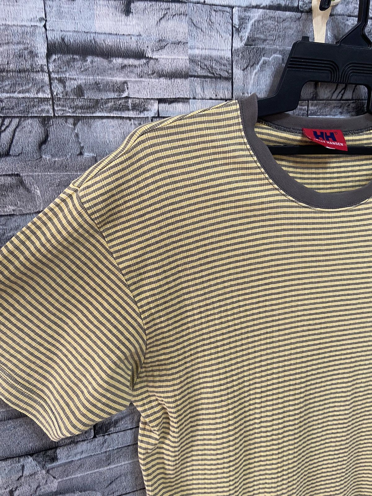 Helly Hansen Vintage Helly Hansen t shirt stripe Size US M / EU 48-50 / 2 - 5 Thumbnail