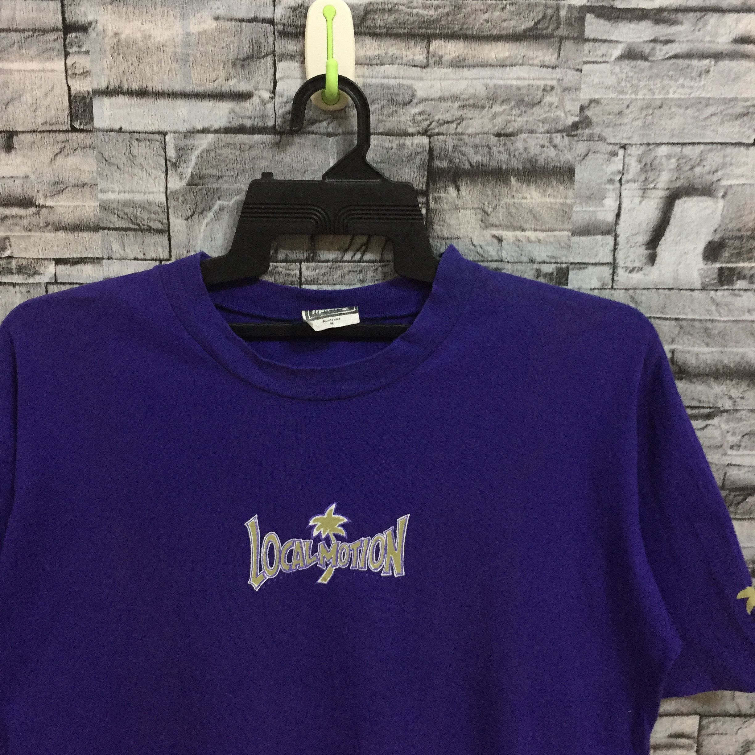 Vintage Vintage Local Motion t shirt surfwear skatewear big design Size US M / EU 48-50 / 2 - 4 Thumbnail