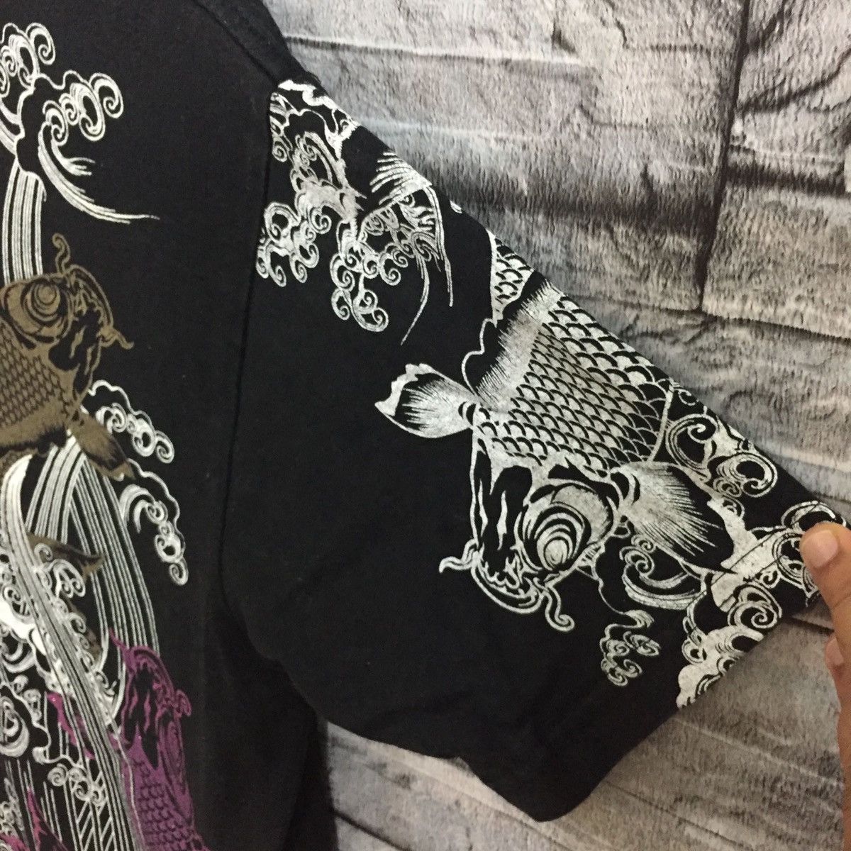 Japanese Brand Vintage Koi Fish t shirt big logo size LL fit L black Size US L / EU 52-54 / 3 - 4 Thumbnail