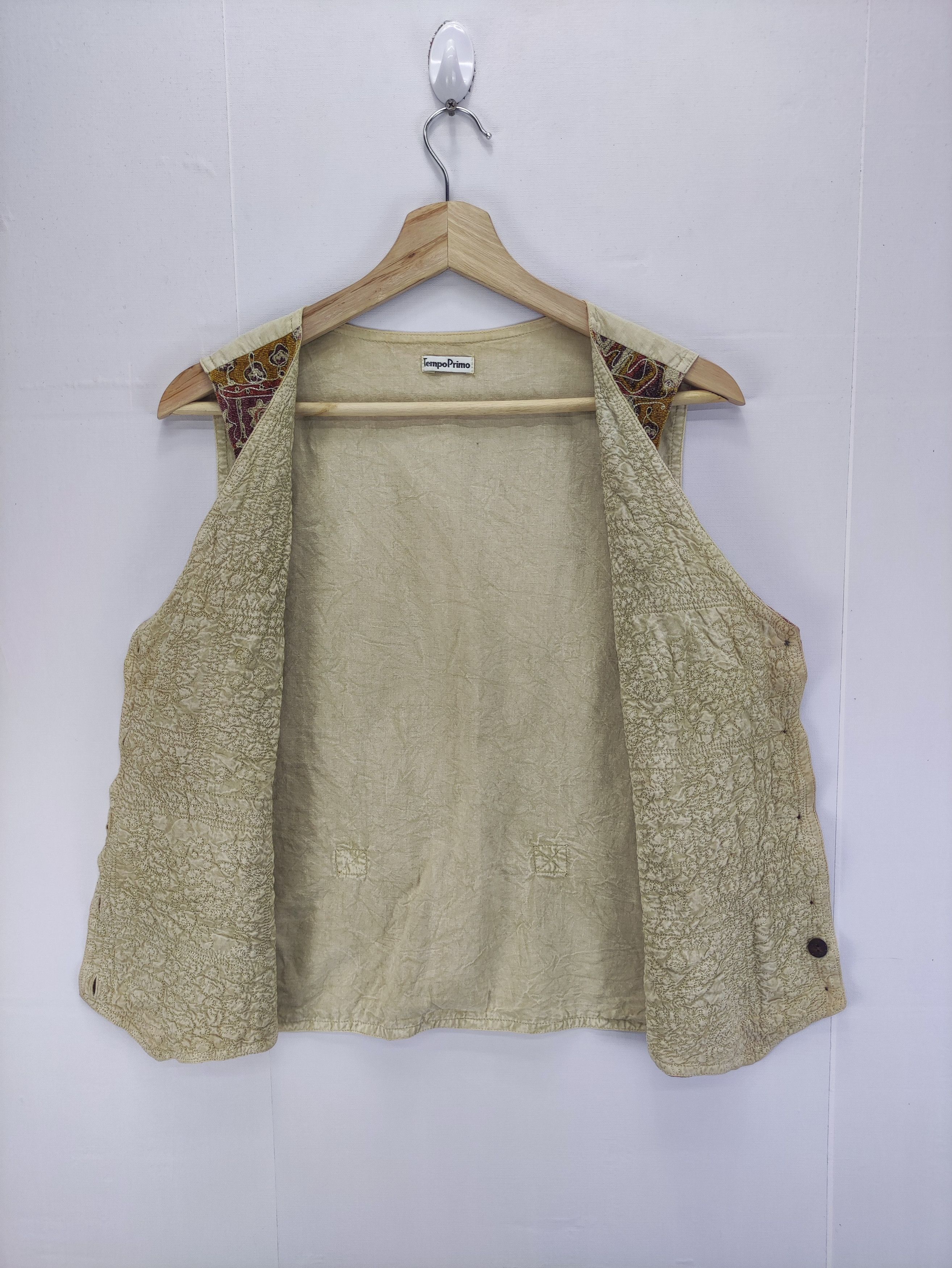 Japanese Brand Vintage Vest Embroidered By Tempo Primo Size US M / EU 48-50 / 2 - 3 Thumbnail