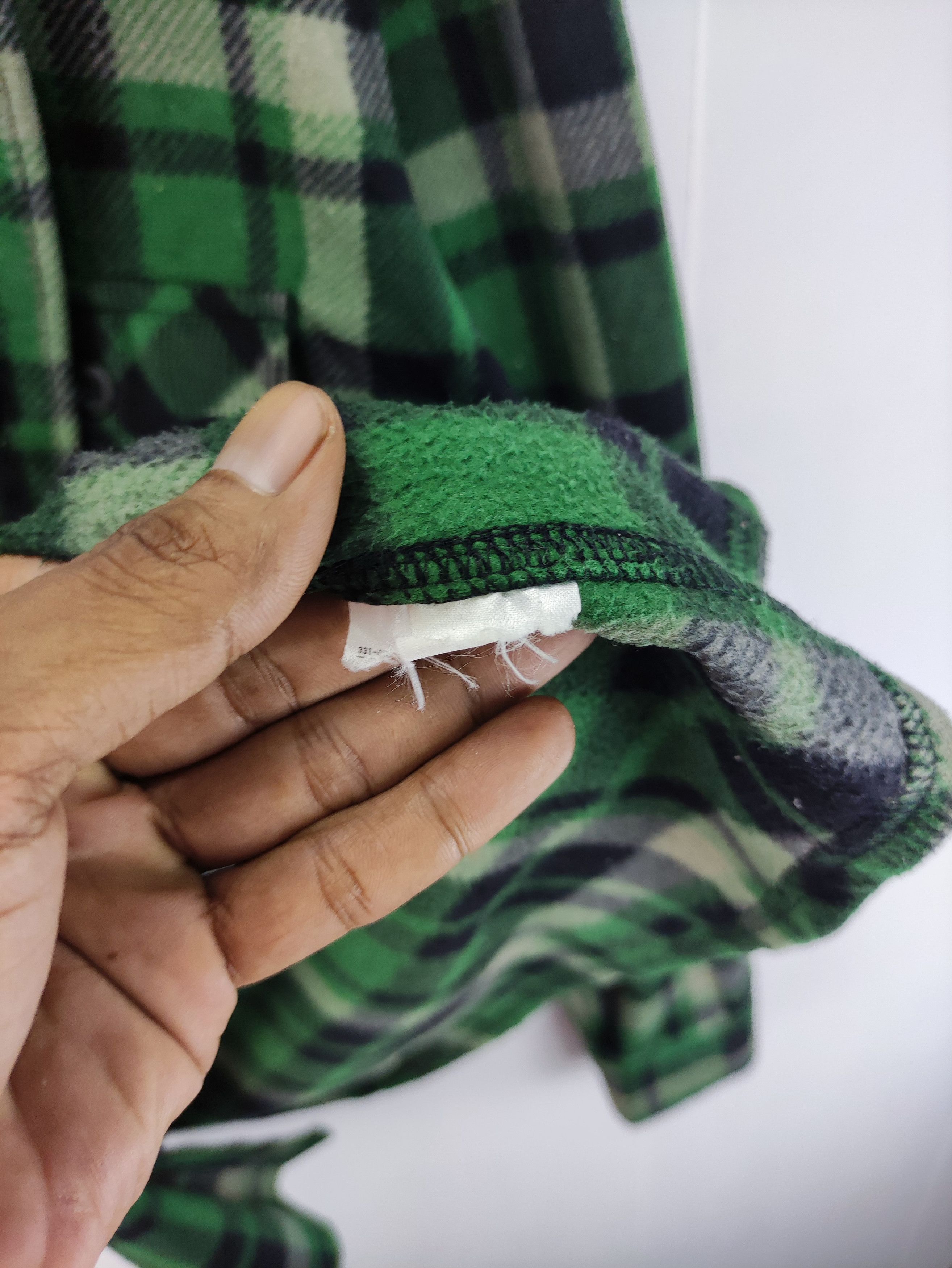 Uniqlo Vintage Uniqlo Shirt Button Up Checkered Fleece Size US L / EU 52-54 / 3 - 4 Thumbnail