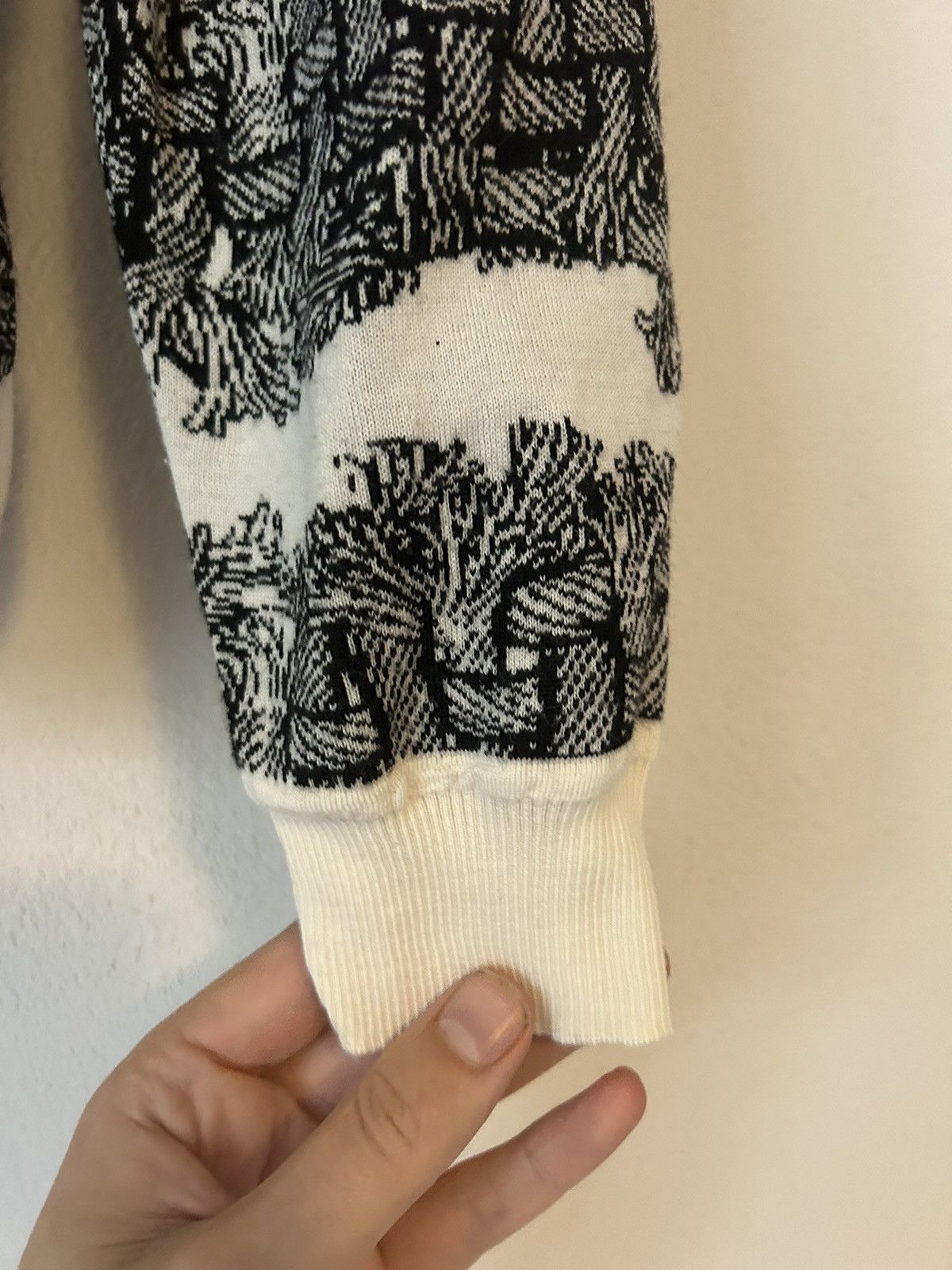 Louis Vuitton Knit Sweater Size US M / EU 48-50 / 2 - 6 Thumbnail