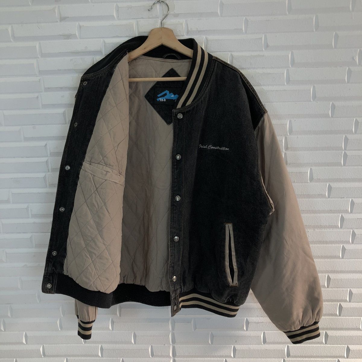 Japanese Brand VINTAGE VARSITY JACKET TRI-MOUNTAIN JAPAN Size US L / EU 52-54 / 3 - 10 Thumbnail