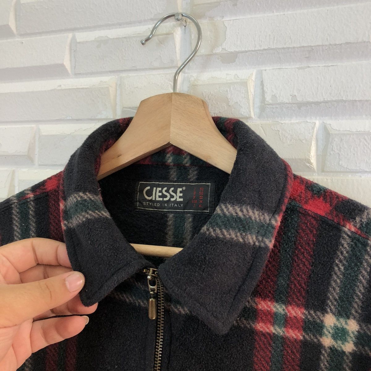 Flannel VINTAGE CIESSE STYLED IN ITALY FLANNEL JACKET TARTAN DESIGN Size US M / EU 48-50 / 2 - 5 Thumbnail
