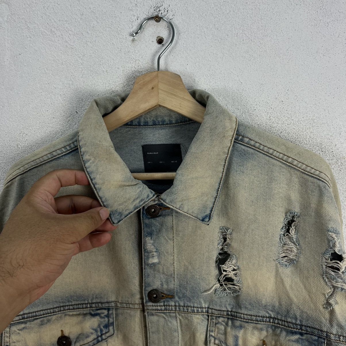 Japanese Brand VINTAGE ZARA MAN DISTRESSED DENIM JACKET ACID WASH DESIGN Size US L / EU 52-54 / 3 - 8 Thumbnail