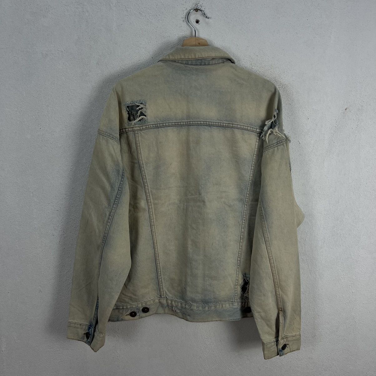 Japanese Brand VINTAGE ZARA MAN DISTRESSED DENIM JACKET ACID WASH DESIGN Size US L / EU 52-54 / 3 - 9 Thumbnail