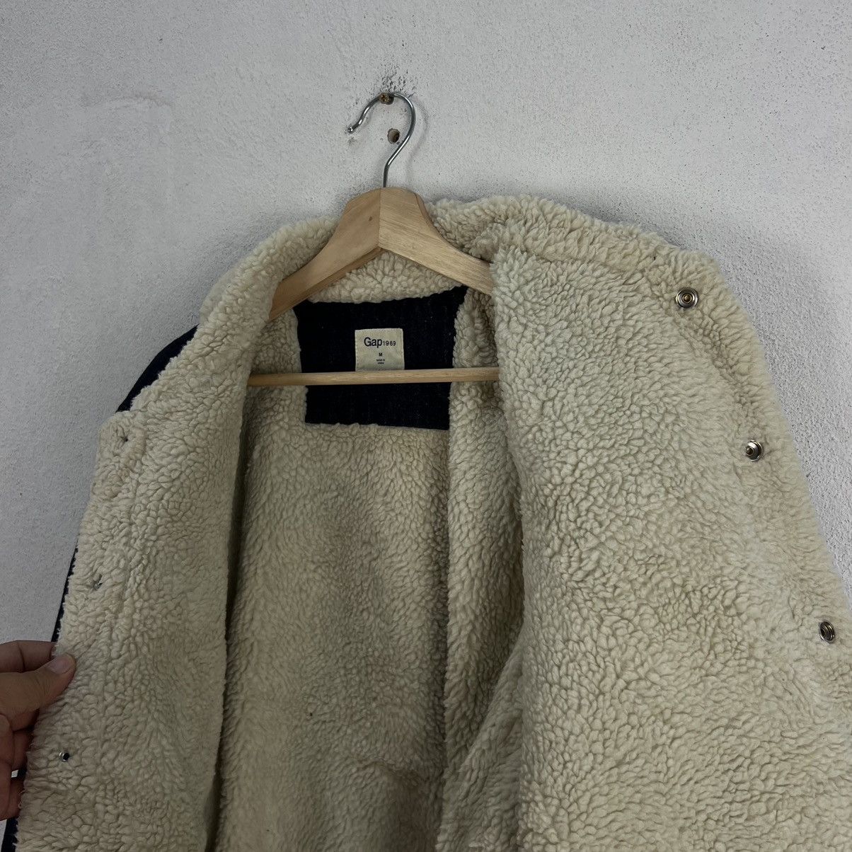 Japanese Brand VINTAGE GAP 1969 DENIM JACKET TRUCKER DESIGN Size US M / EU 48-50 / 2 - 15 Thumbnail