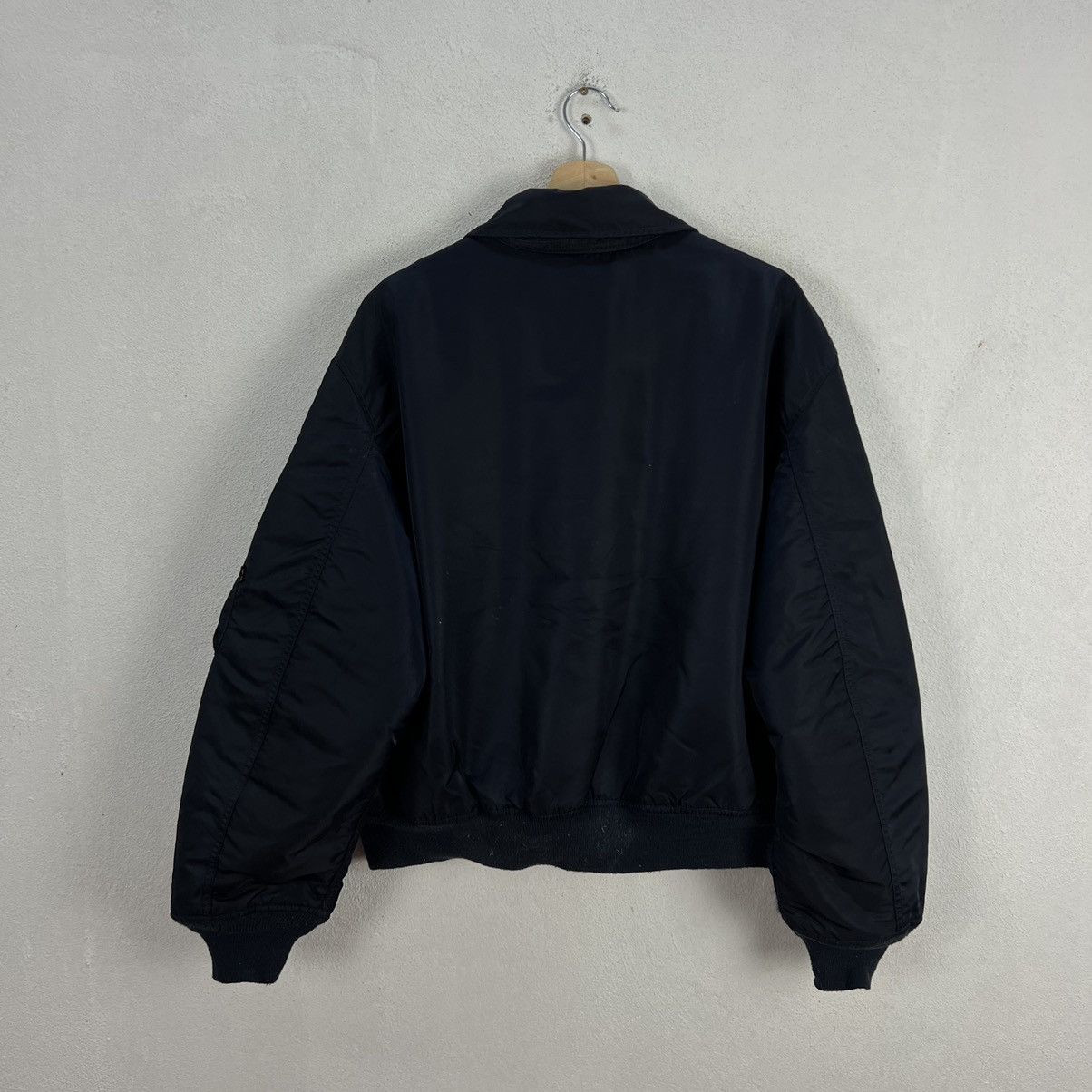 Vintage VINTAGE BOMBER JACKET ALPHA INDUSTRIES MADE IN USA Size US XL / EU 56 / 4 - 8 Thumbnail