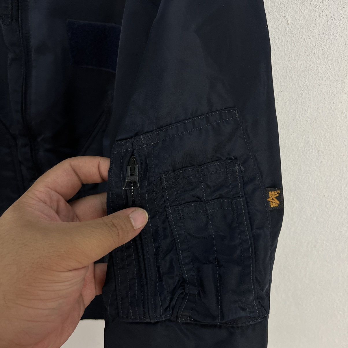 Vintage VINTAGE BOMBER JACKET ALPHA INDUSTRIES MADE IN USA Size US XL / EU 56 / 4 - 6 Thumbnail