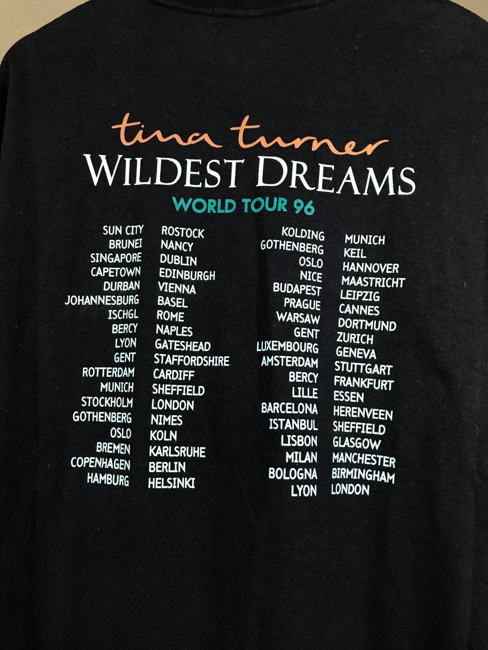 Band Tees Tina Terner 1996 vintage rap band tour tee Size US XL / EU 56 / 4 - 7 Thumbnail