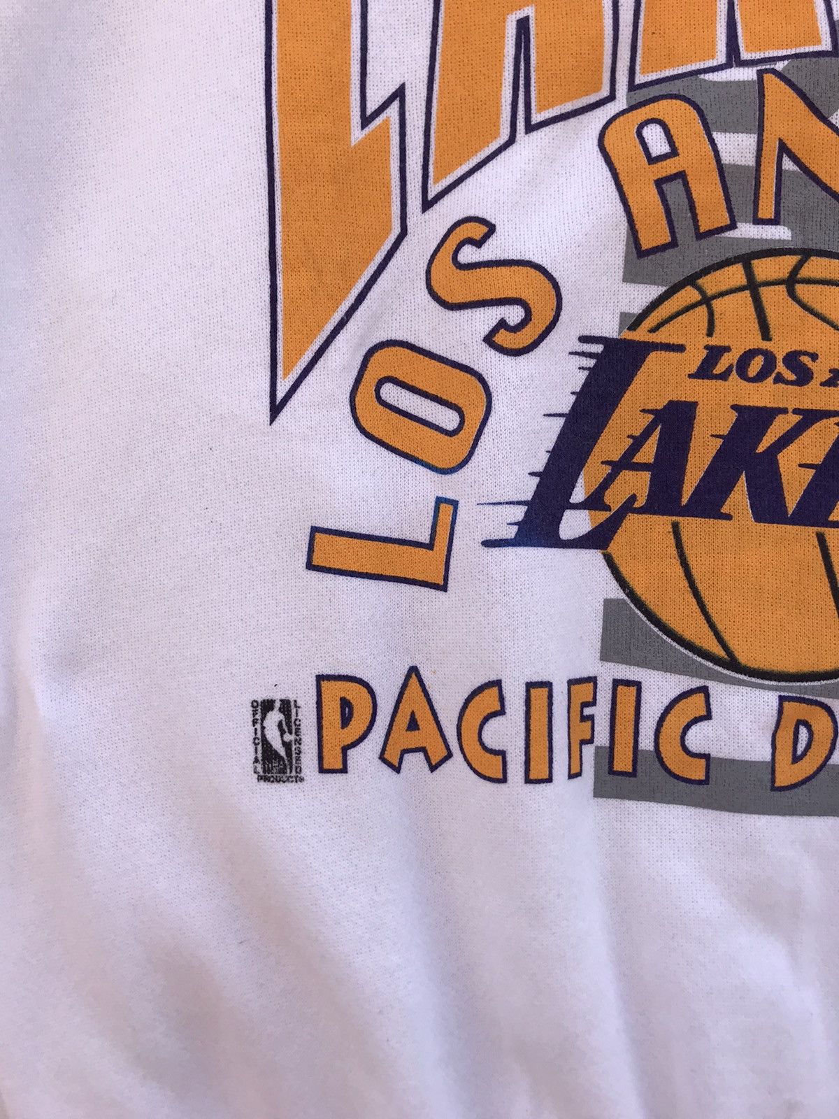 NBA Vintage LA Lakers Pacific Division NBA Sweatshirt Size US L / EU 52-54 / 3 - 5 Thumbnail