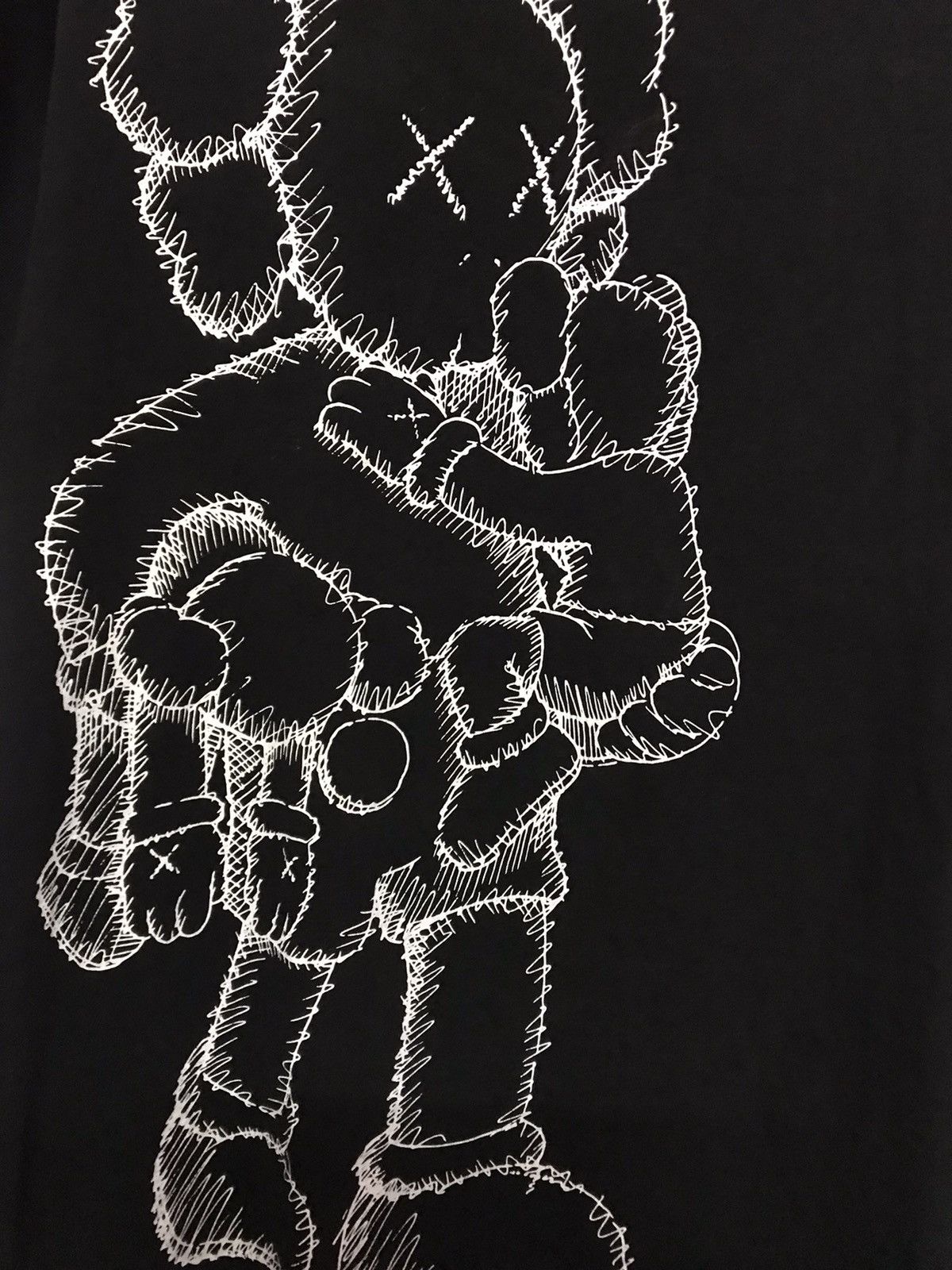 Kaws × Uniqlo Rare Uniqlo x Kaws Big Print Size US XL / EU 56 / 4 - 2 Thumbnail
