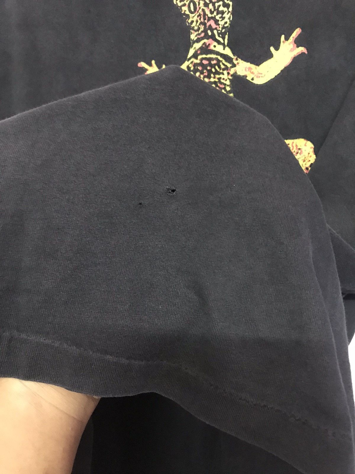 Marlboro × Marlboro Unlimited × Vintage Vintage 90s Marlboro Lizard Distressed Tee Size US XL / EU 56 / 4 - 4 Thumbnail