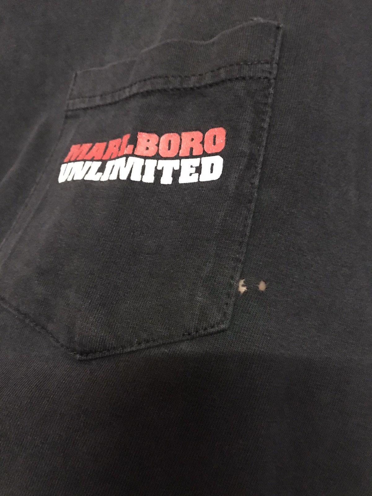 Marlboro × Marlboro Unlimited × Vintage Vintage 90s Marlboro Lizard Distressed Tee Size US XL / EU 56 / 4 - 9 Thumbnail