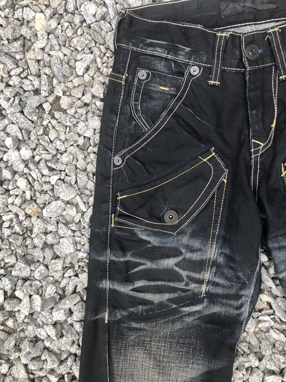 Back Number Distressed Jeans Back Buckle Jeans
