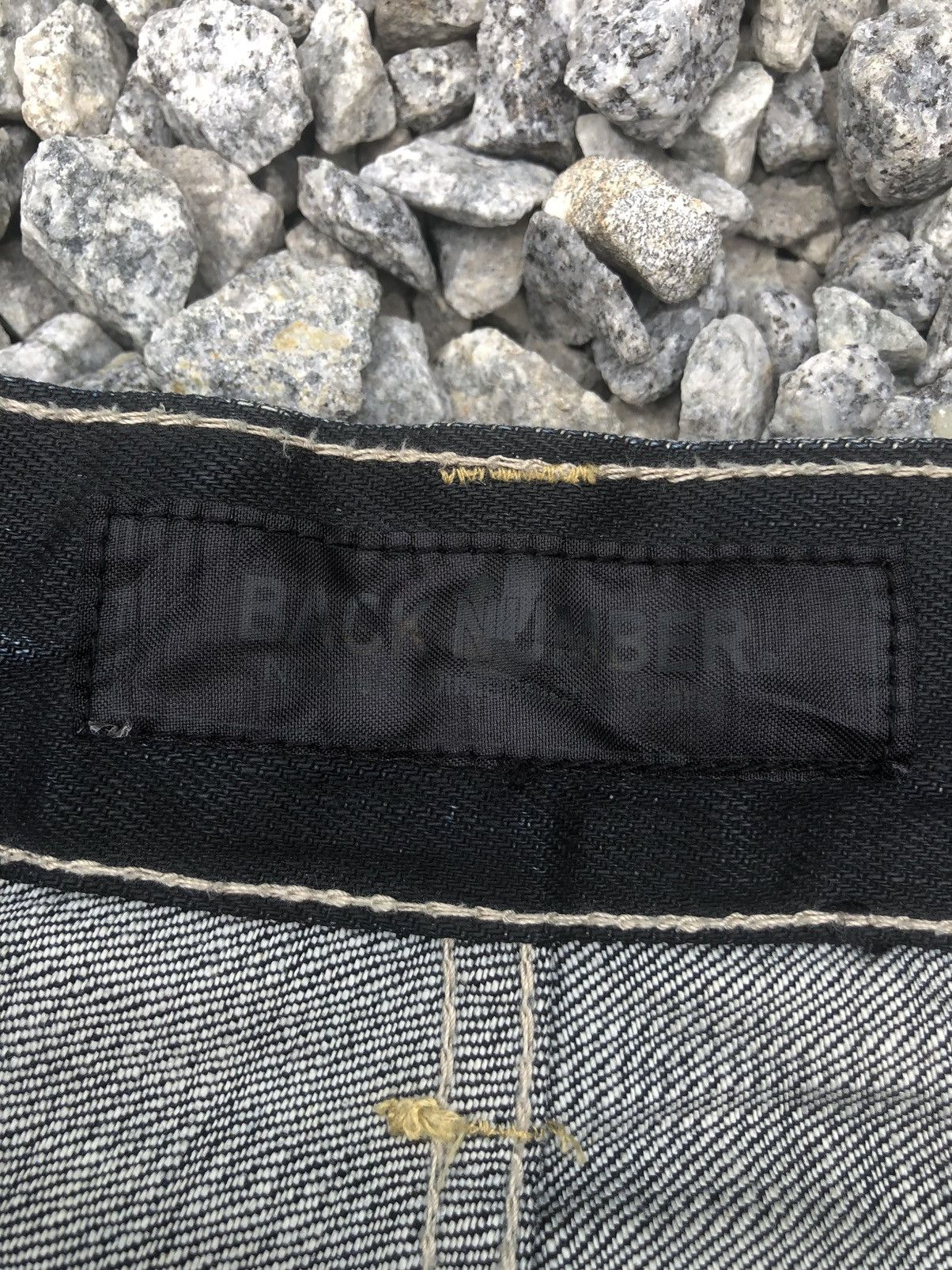 Back Number Distressed Jeans Back Buckle Jeans