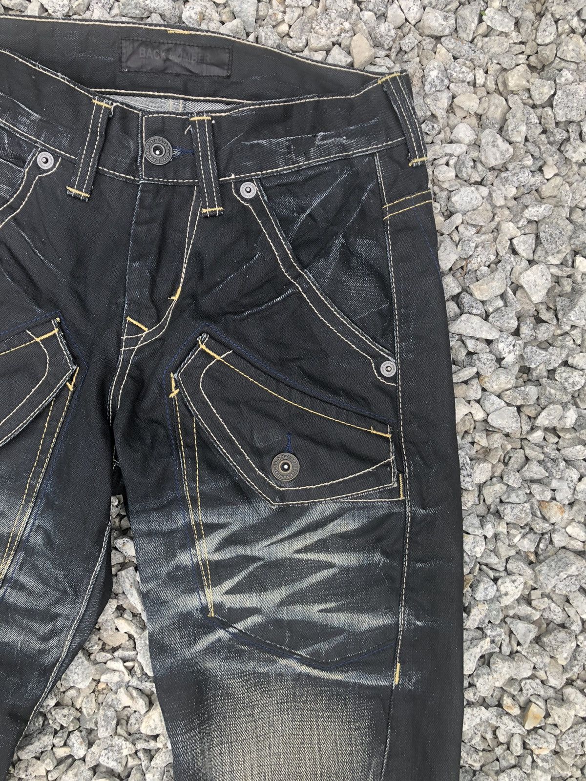 Back Number Distressed Jeans Back Buckle Jeans