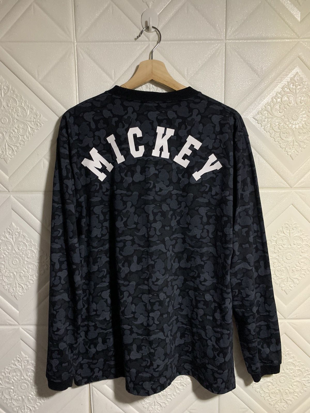 Disney × Mickey Mouse Vintage Rare Mickey Mouse Camo Long Sleeve Size US L / EU 52-54 / 3 - 2 Thumbnail