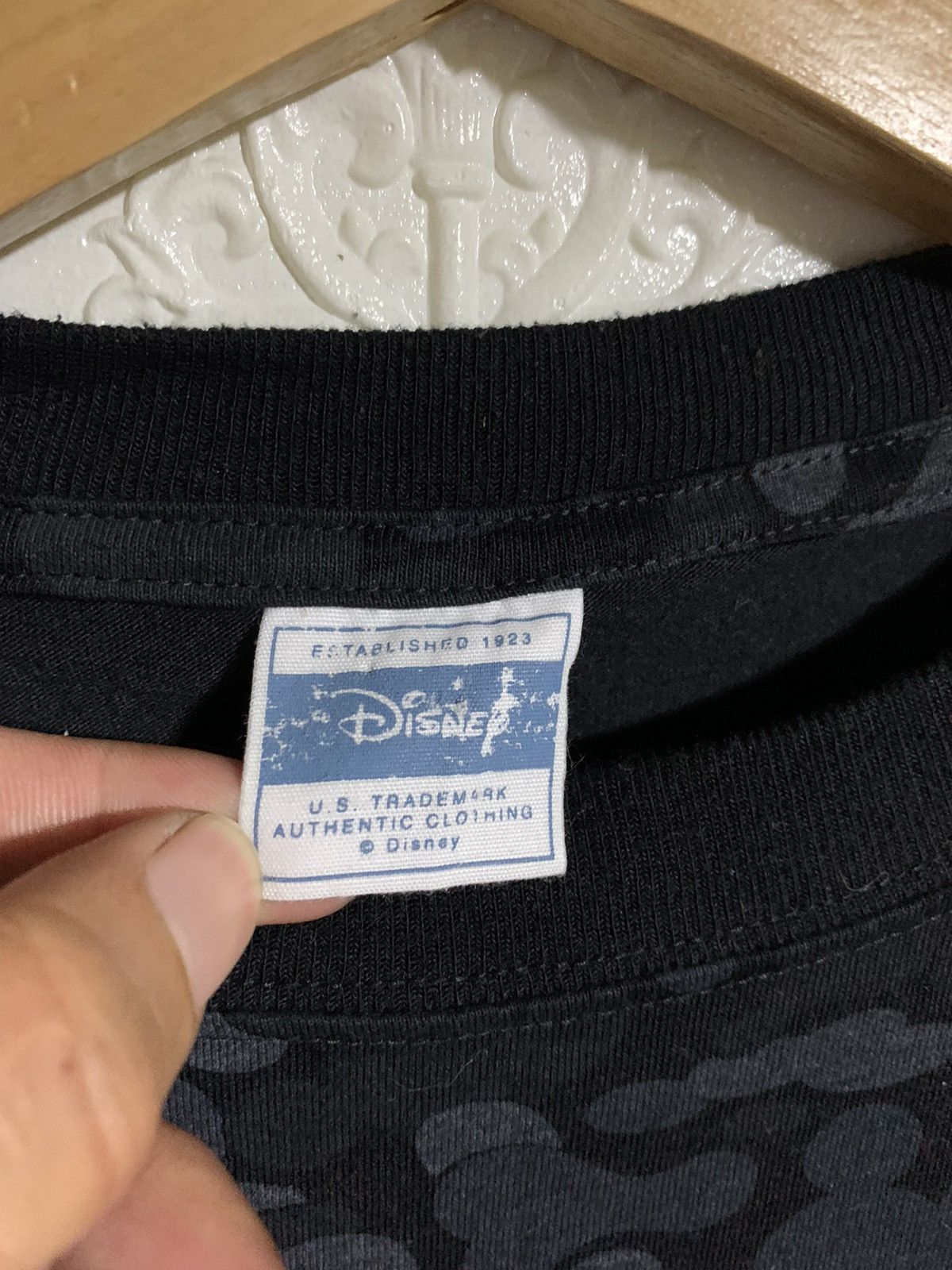 Disney × Mickey Mouse Vintage Rare Mickey Mouse Camo Long Sleeve Size US L / EU 52-54 / 3 - 4 Thumbnail