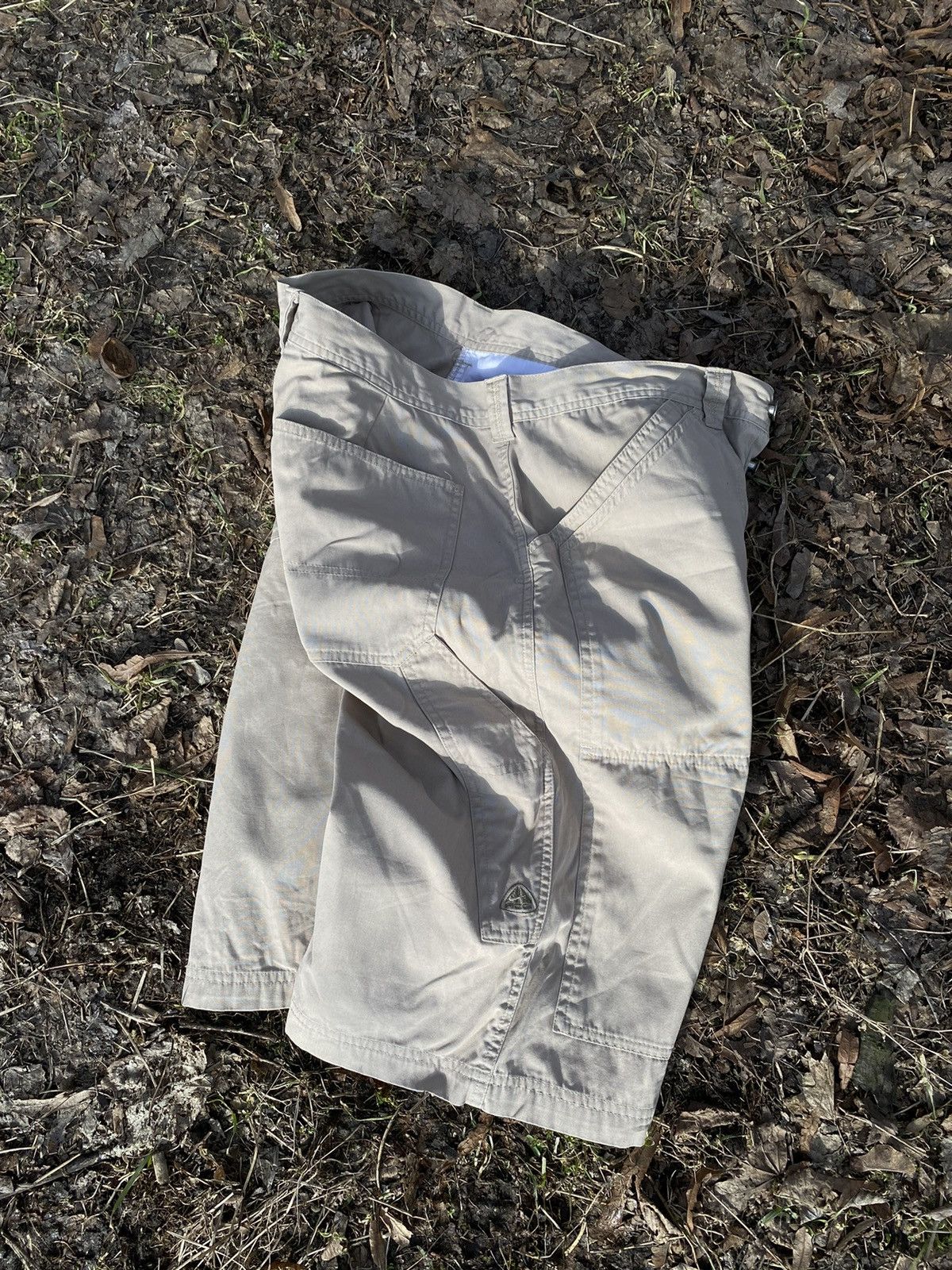 Nike × Nike ACG × Vintage Mens Vintage Nike ACG shorts cargo drip drill y2k rare Size US 34 / EU 50 - 2 Thumbnail