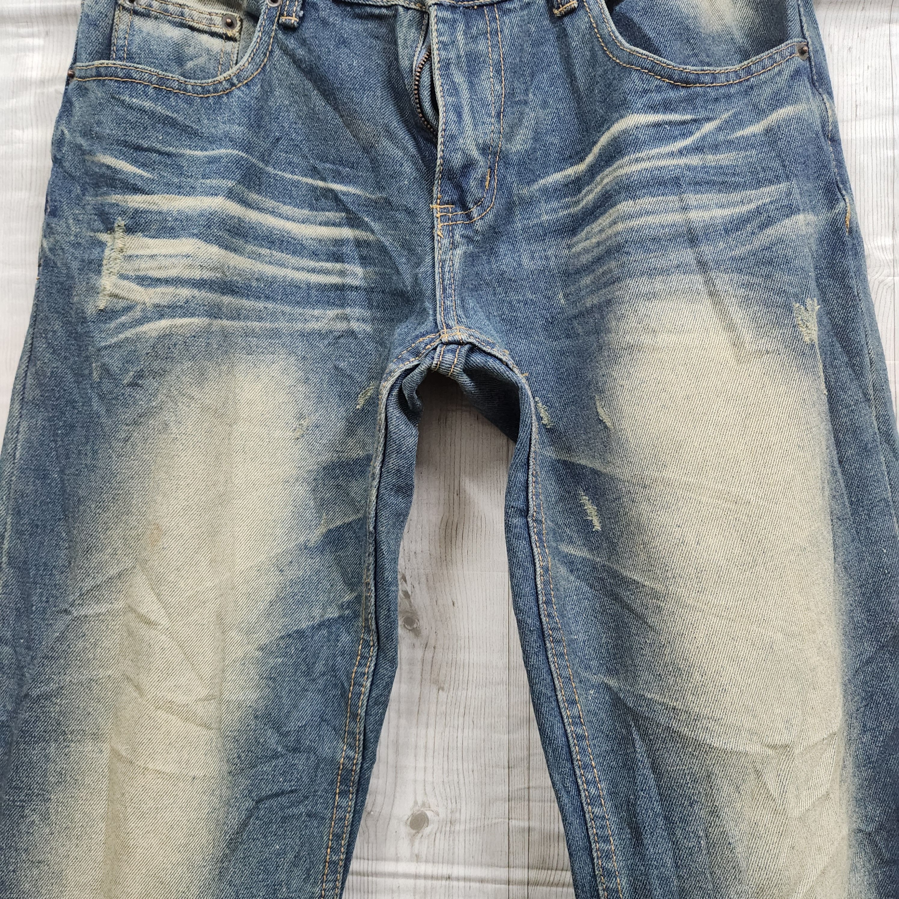 If Six Was Nine × Japan Blue × Japanese Brand Acid Wash Blue Japan Denim Straight Cut Jeans Size US 32 / EU 48 - 14 Thumbnail