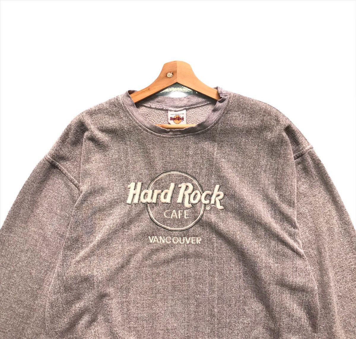 Hard Rock Cafe Hard Rock Cafe Embroidered Big Logo Sweatshirt Size XL Size US XL / EU 56 / 4 - 4 Thumbnail