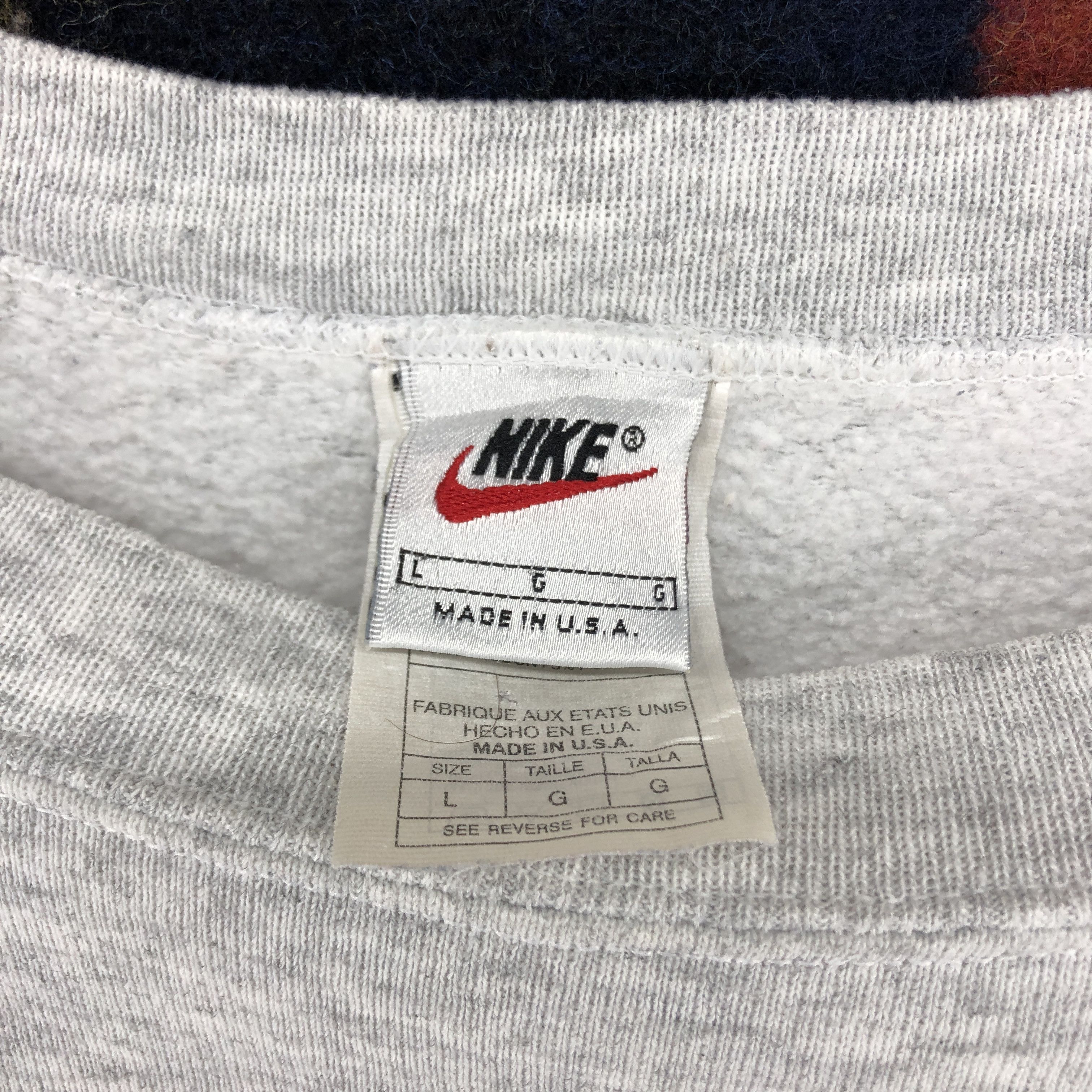 Nike 90s Vintage NIKE SILVER LABEL Crew Neck Sweatshirt #2766-100 Size US M / EU 48-50 / 2 - 5 Thumbnail