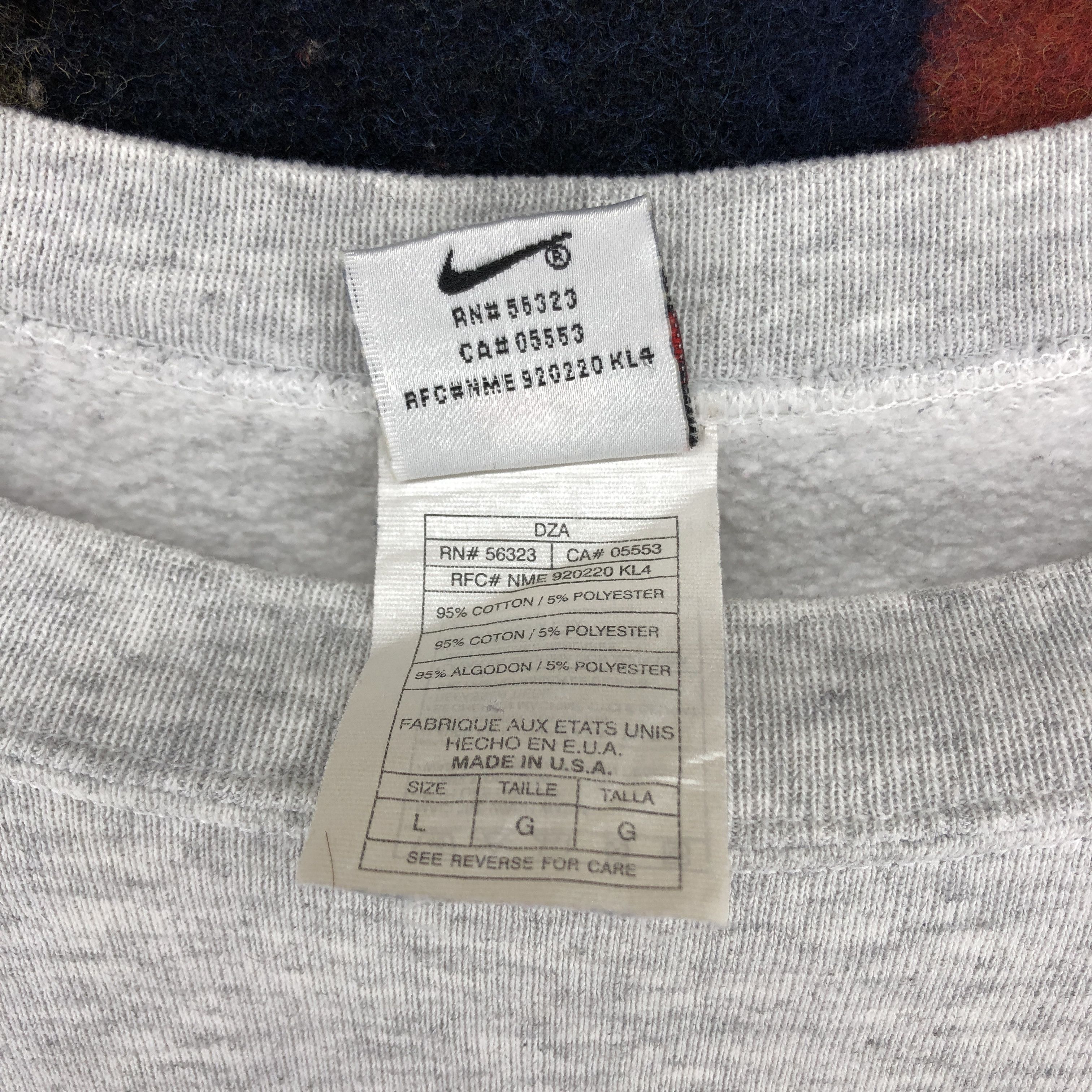 Nike 90s Vintage NIKE SILVER LABEL Crew Neck Sweatshirt #2766-100 Size US M / EU 48-50 / 2 - 6 Thumbnail