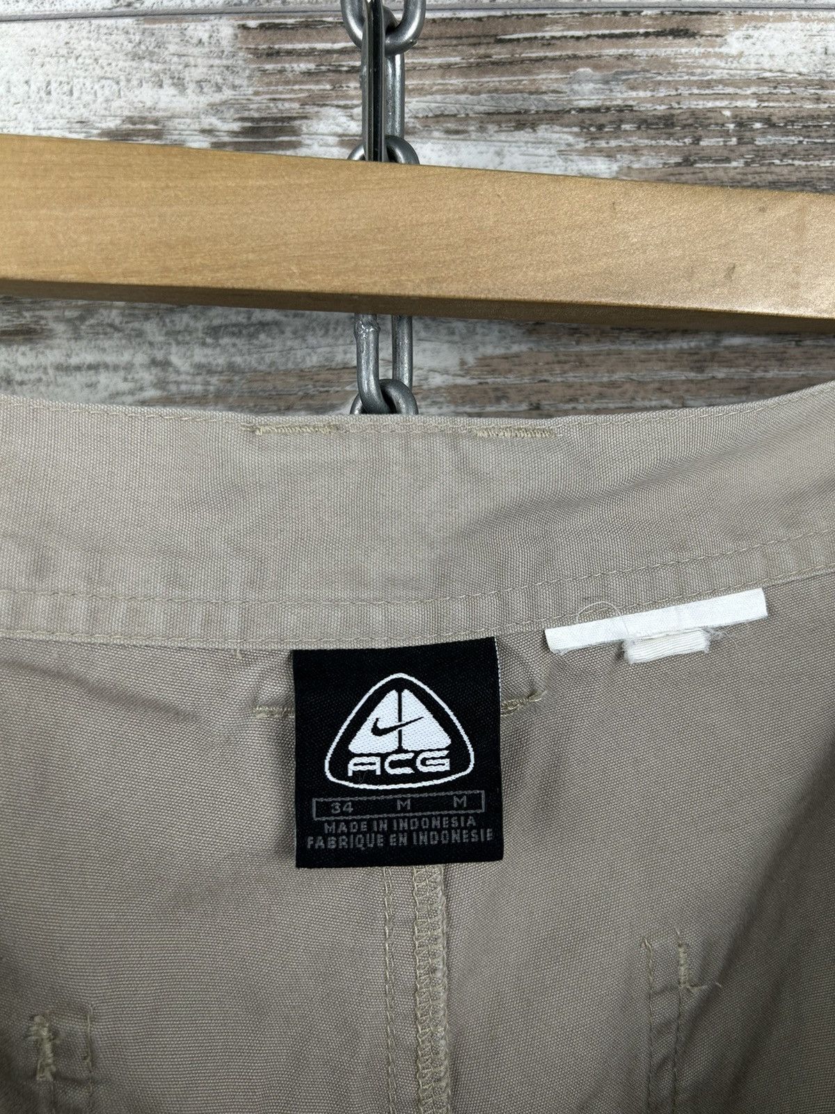 Nike ACG × Vintage Mens Nike ACG cargo shorts 90s streetwear y2k rare drip Size US 34 / EU 50 - 13 Thumbnail