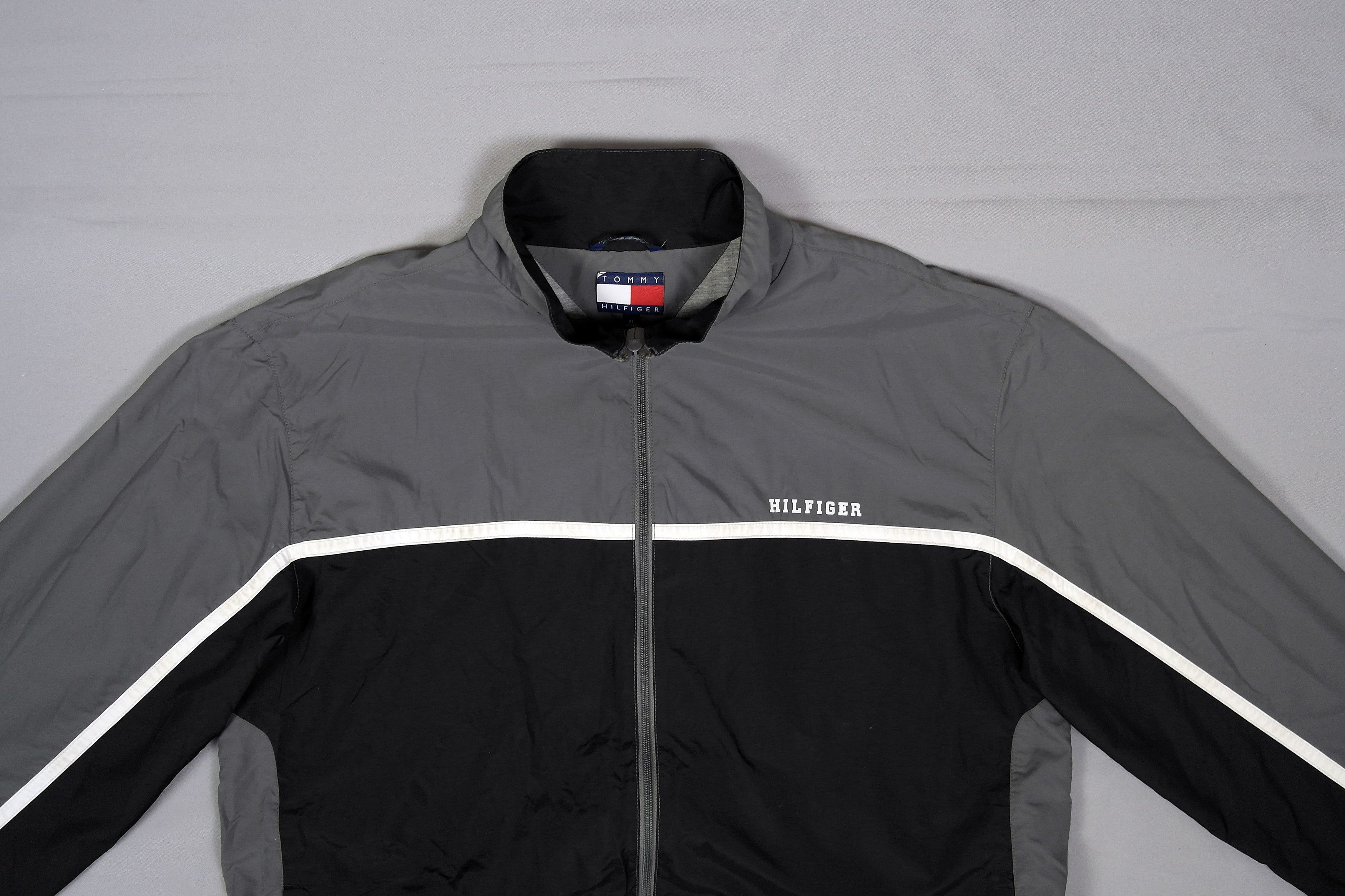 Tommy Hilfiger Vintage Tommy Hilfiger Windbreaker Size US XL / EU 56 / 4 - 4 Thumbnail