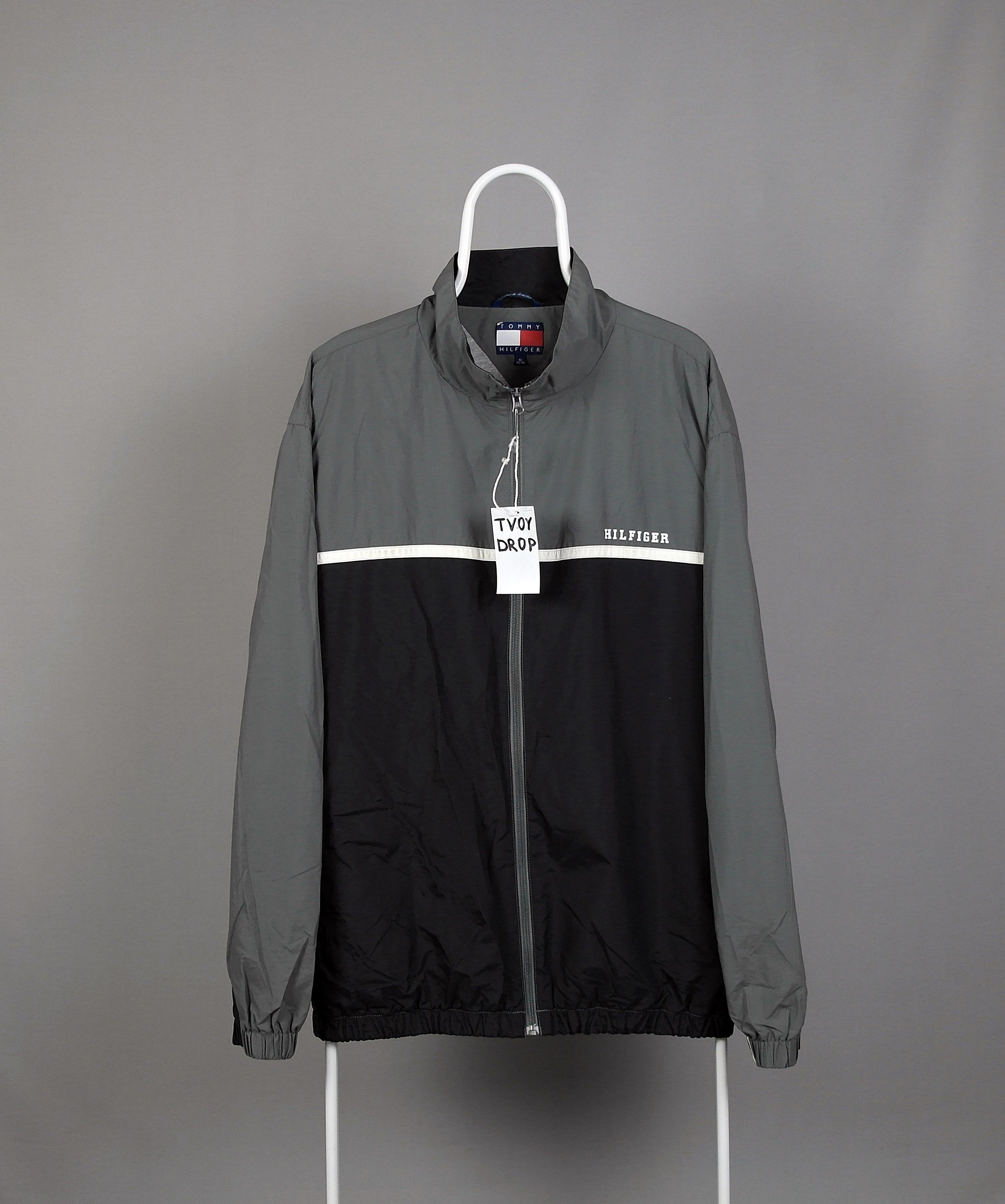 Tommy Hilfiger Vintage Tommy Hilfiger Windbreaker Size US XL / EU 56 / 4 - 1 Thumbnail