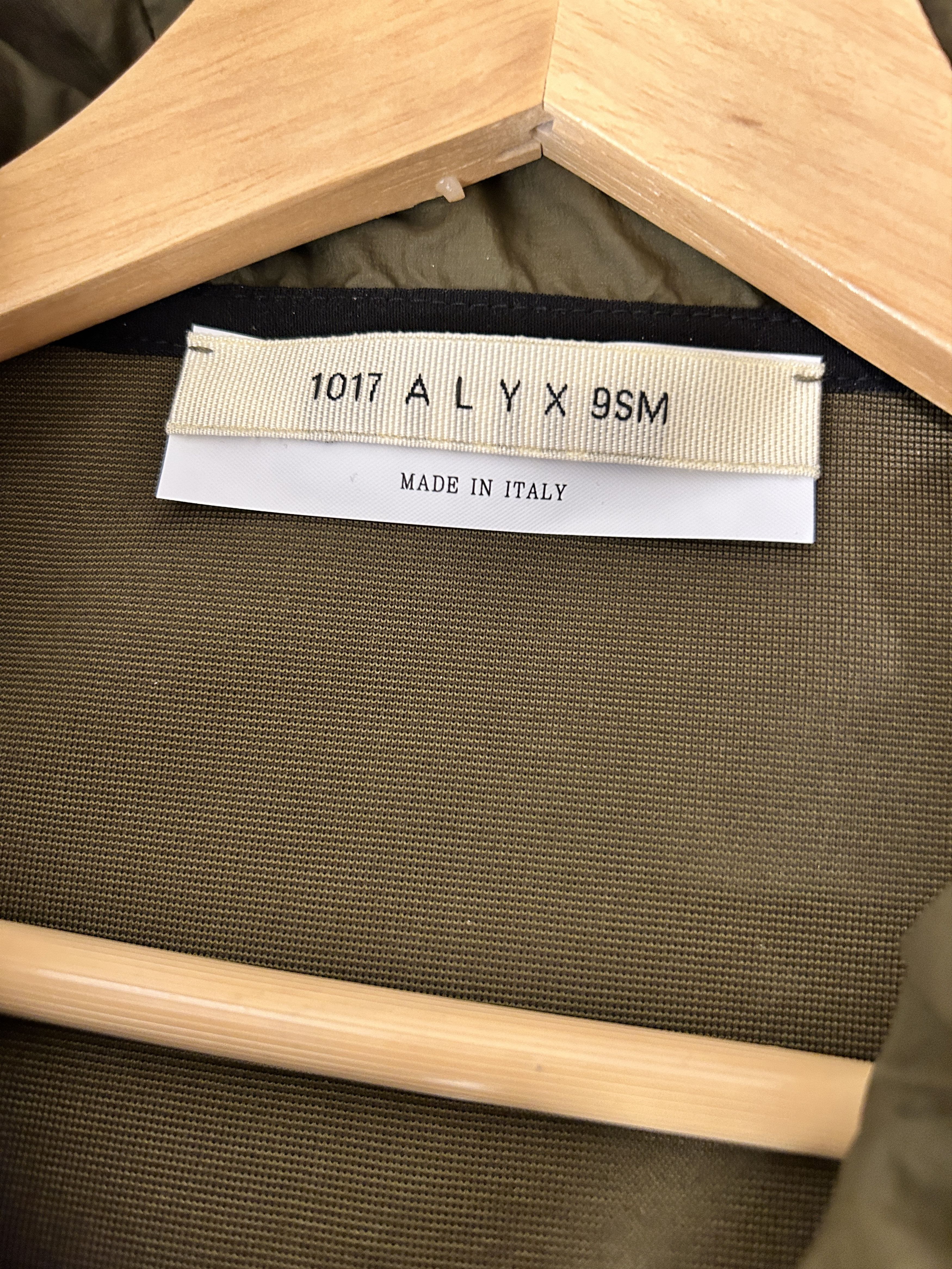 1017 ALYX 9SM 1017 ALYX 9SM Khaki Half-Zip Hoodie Size US L / EU 52-54 / 3 - 4 Thumbnail