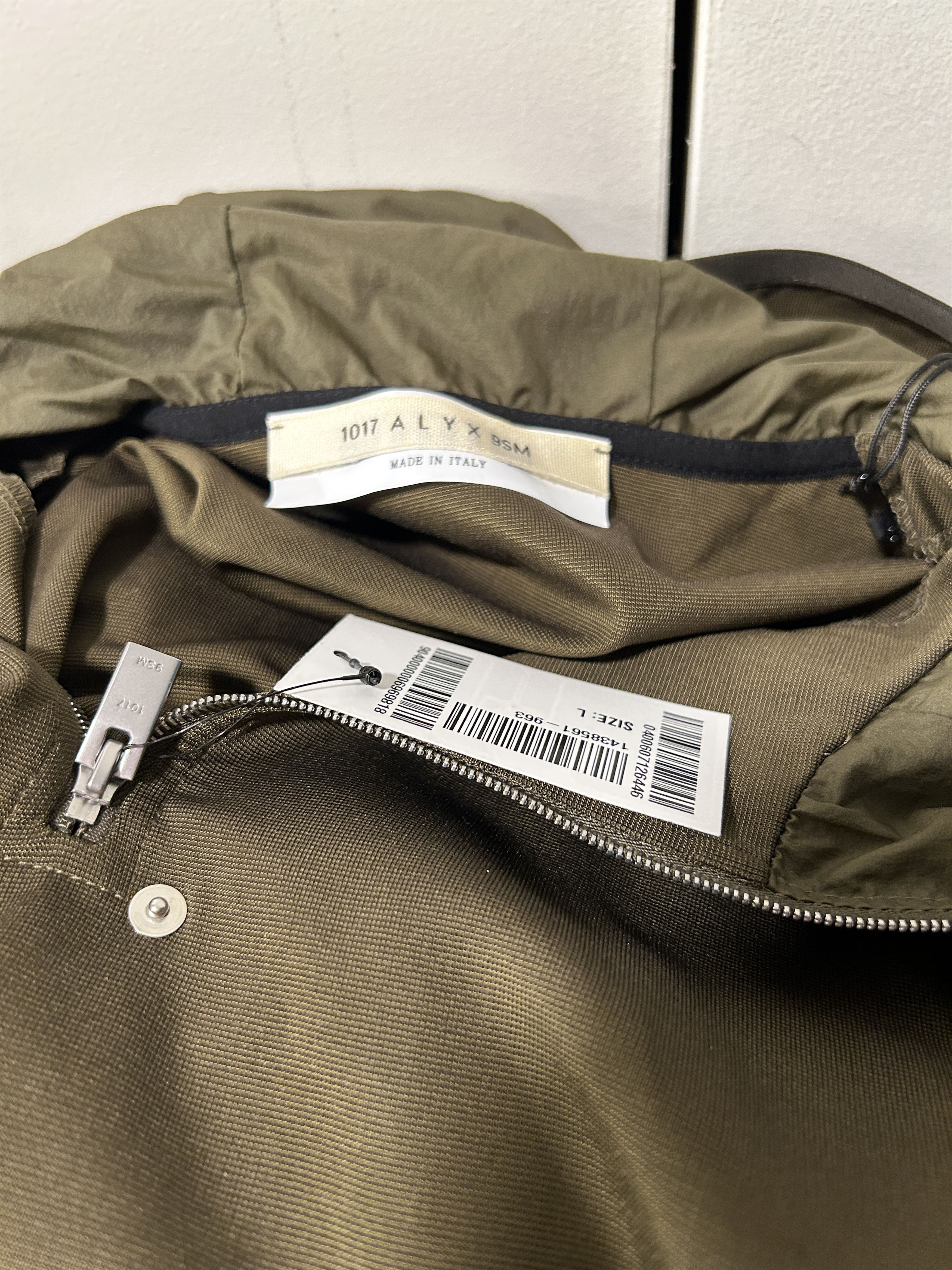 1017 ALYX 9SM 1017 ALYX 9SM Khaki Half-Zip Hoodie Size US L / EU 52-54 / 3 - 9 Thumbnail