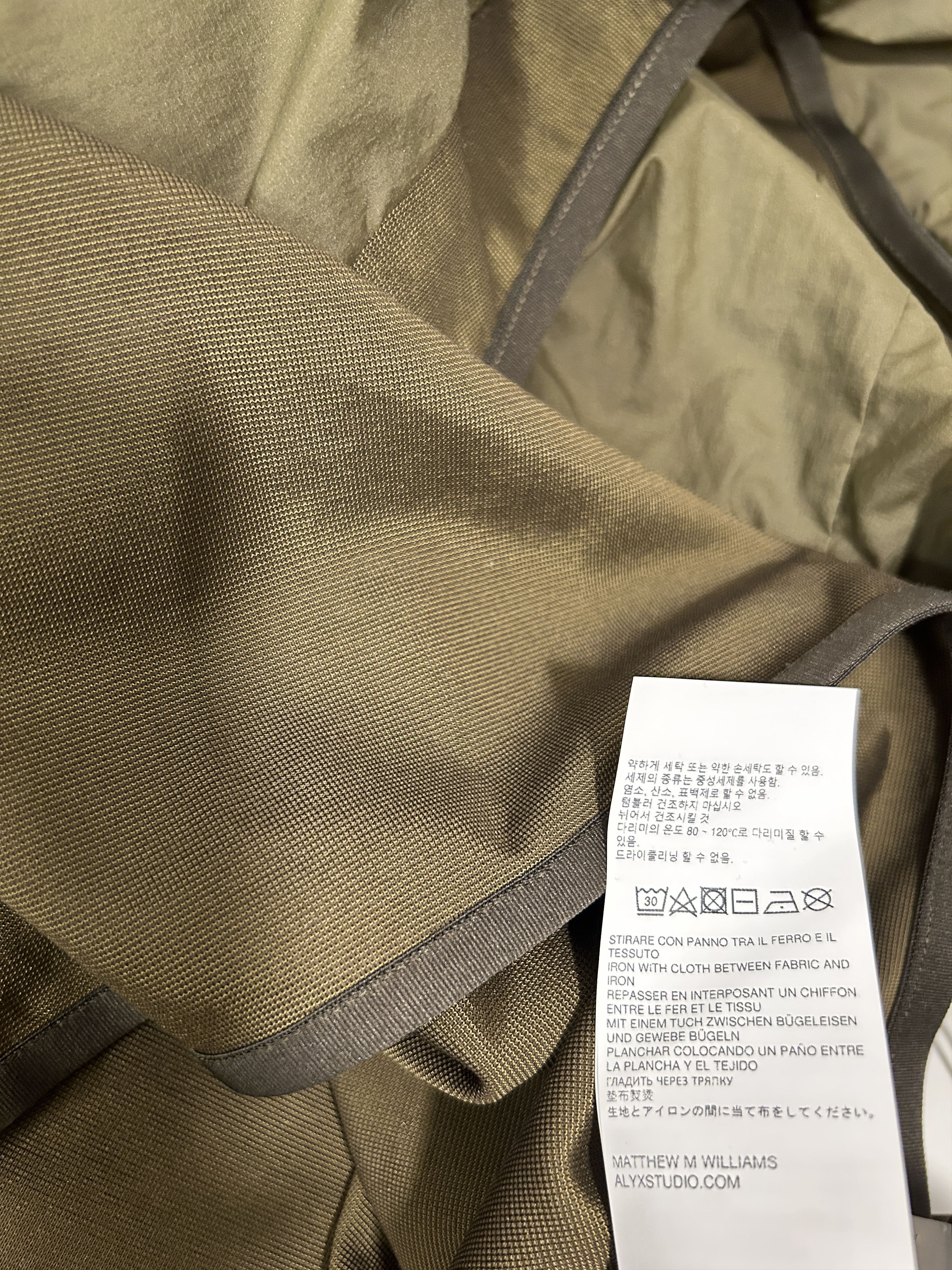 1017 ALYX 9SM 1017 ALYX 9SM Khaki Half-Zip Hoodie Size US L / EU 52-54 / 3 - 6 Thumbnail